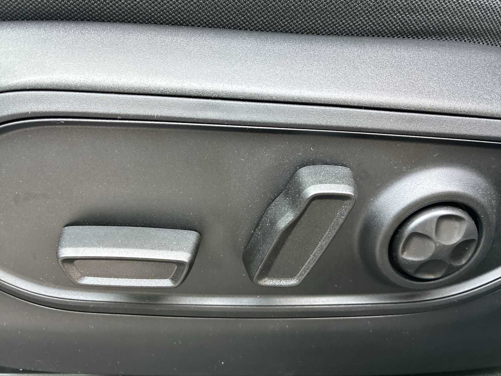 Thumbnail: 2026 Jeep Grand Cherokee - 14