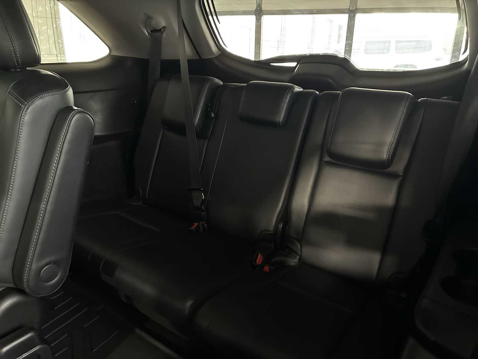 Thumbnail: 2018 Toyota Highlander - 25