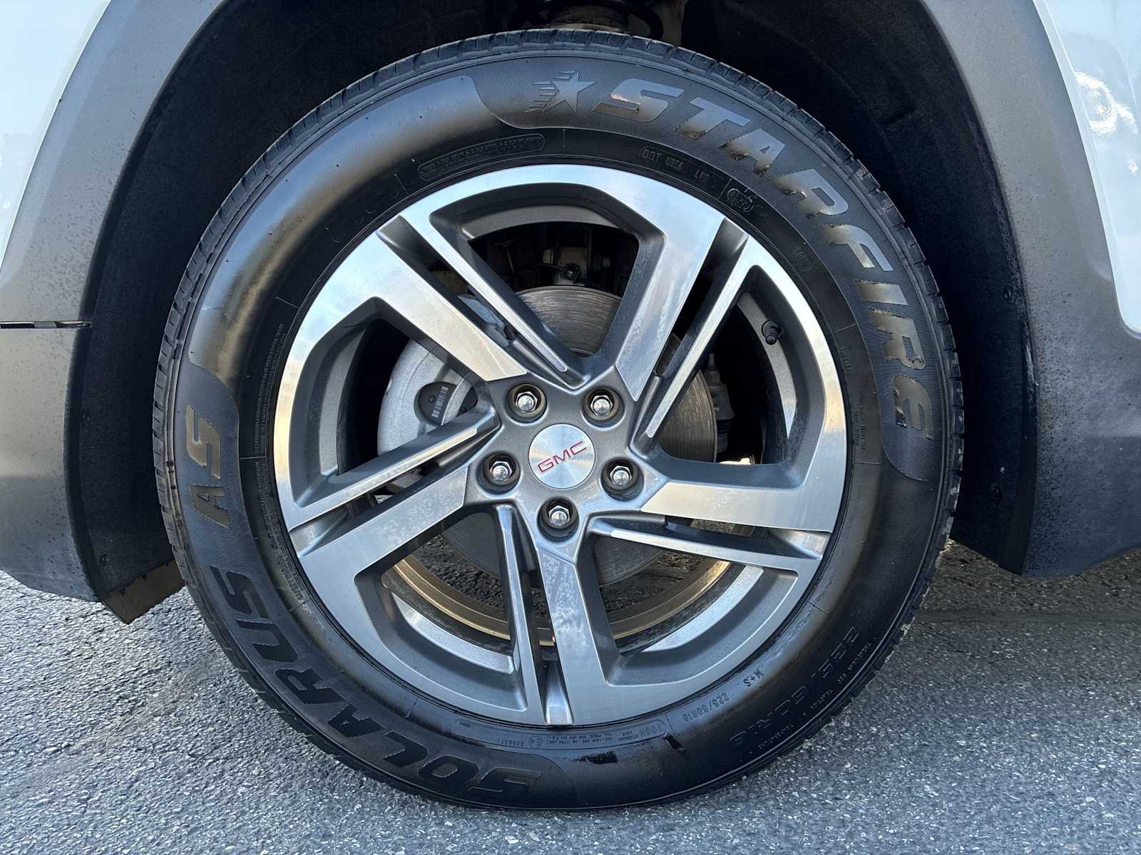 Thumbnail: 2021 GMC Terrain - 18