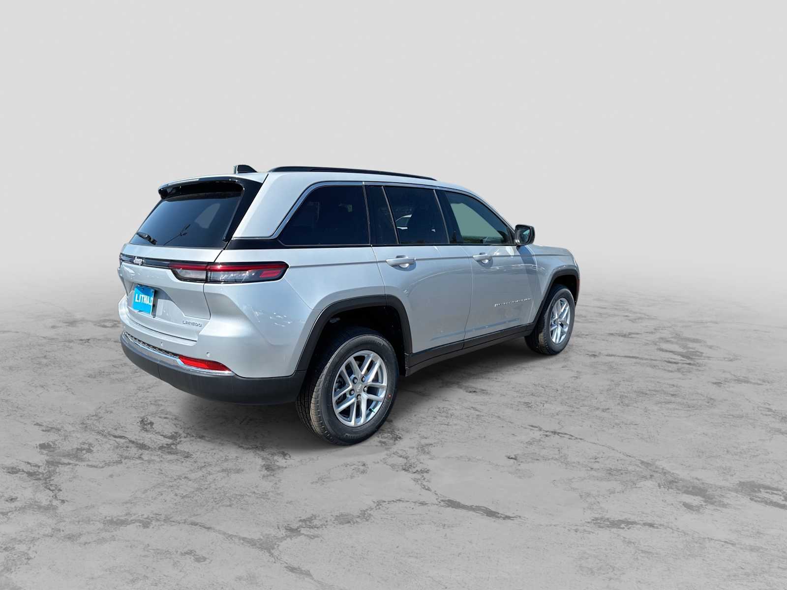 Thumbnail: 2026 Jeep Grand Cherokee - 8