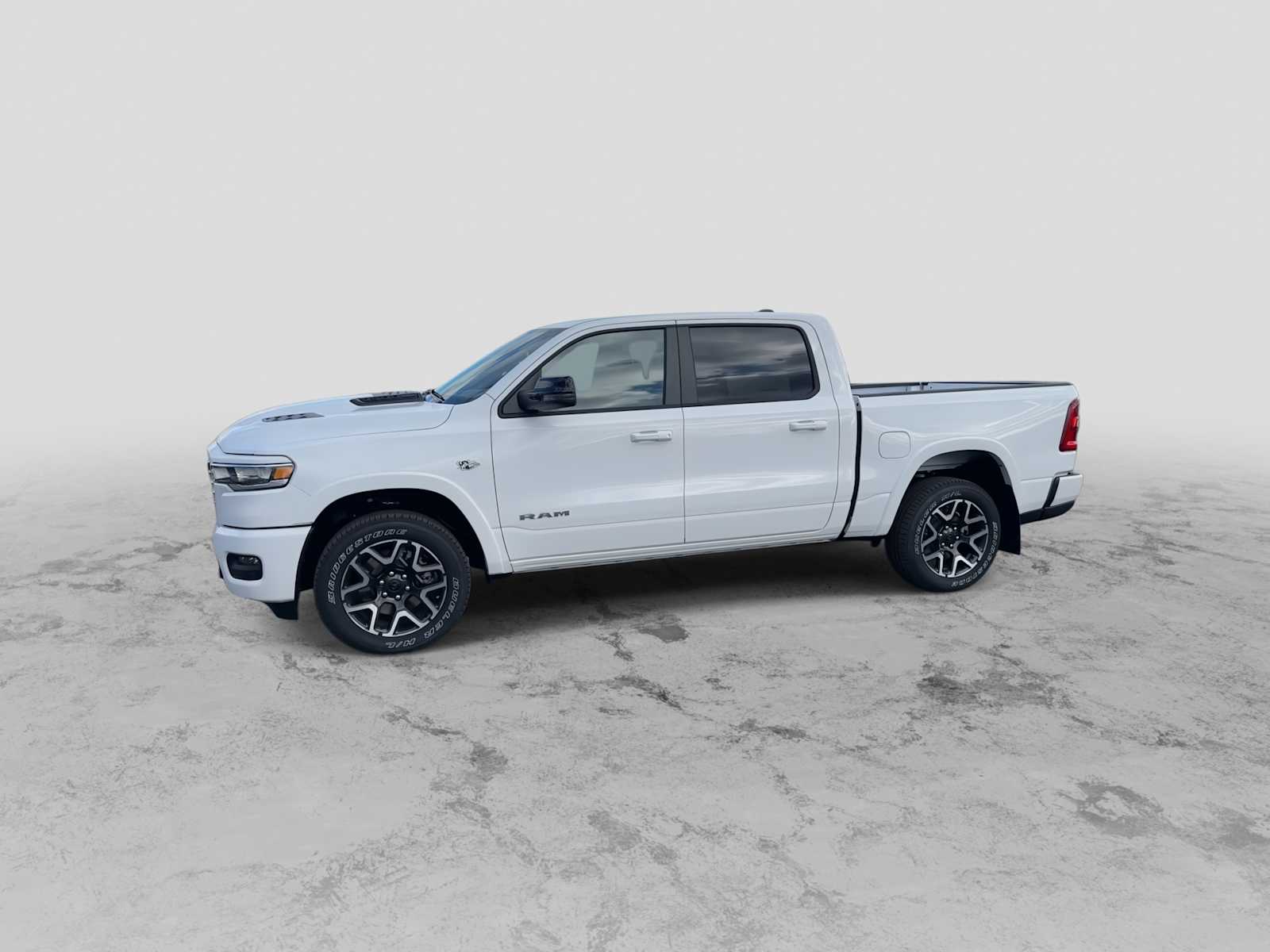 Thumbnail: 2026 RAM 1500 - 4