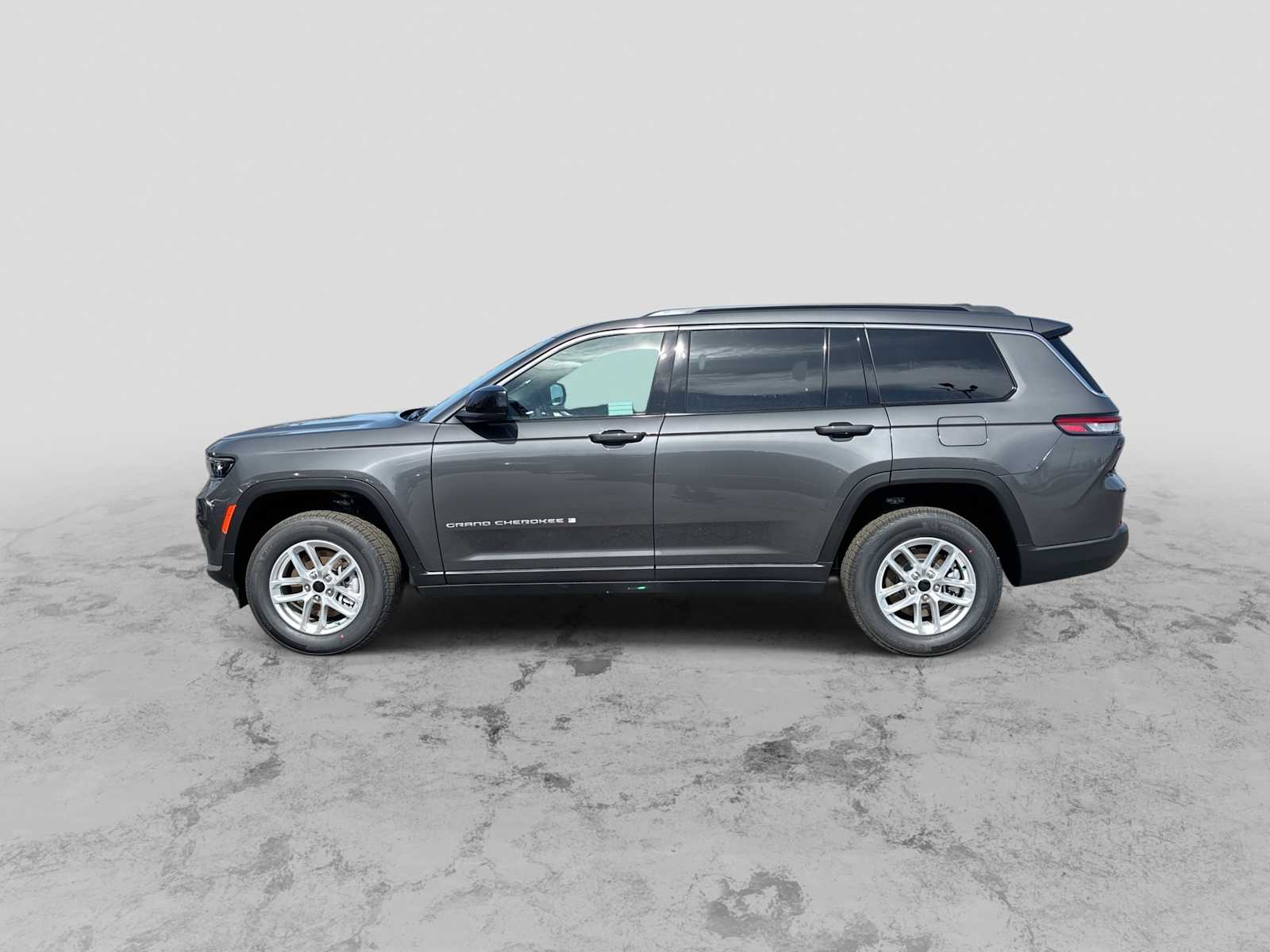 Thumbnail: 2026 Jeep Grand Cherokee - 5