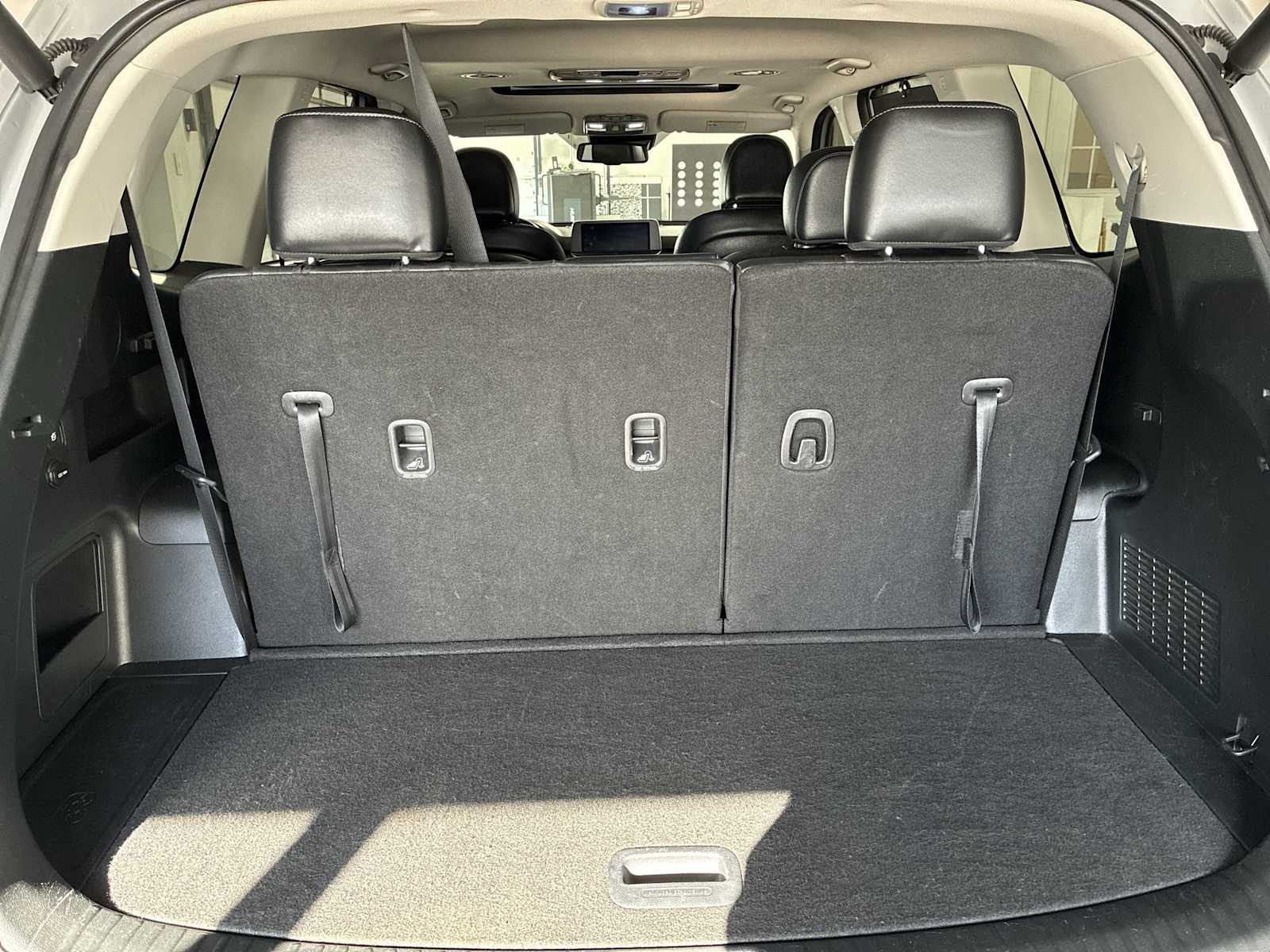 Thumbnail: 2022 Kia Telluride - 21