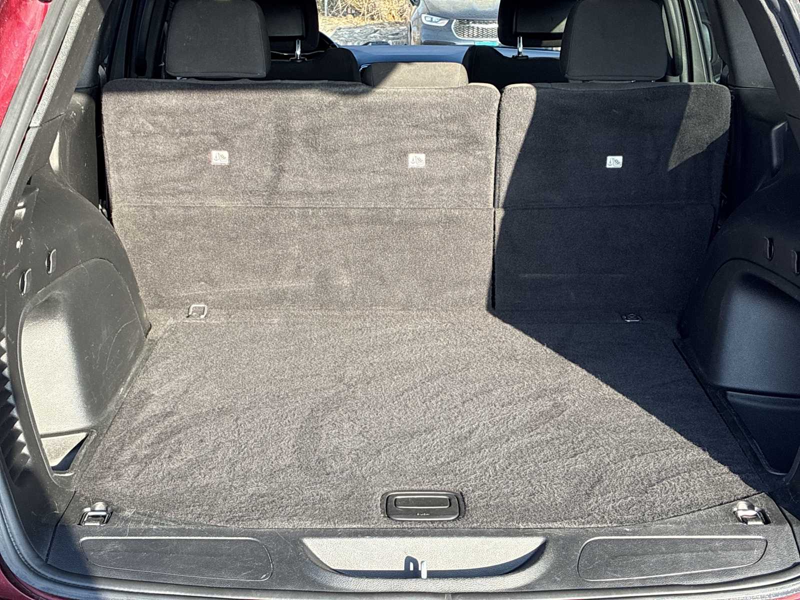 Thumbnail: 2022 Jeep Grand Cherokee - 20