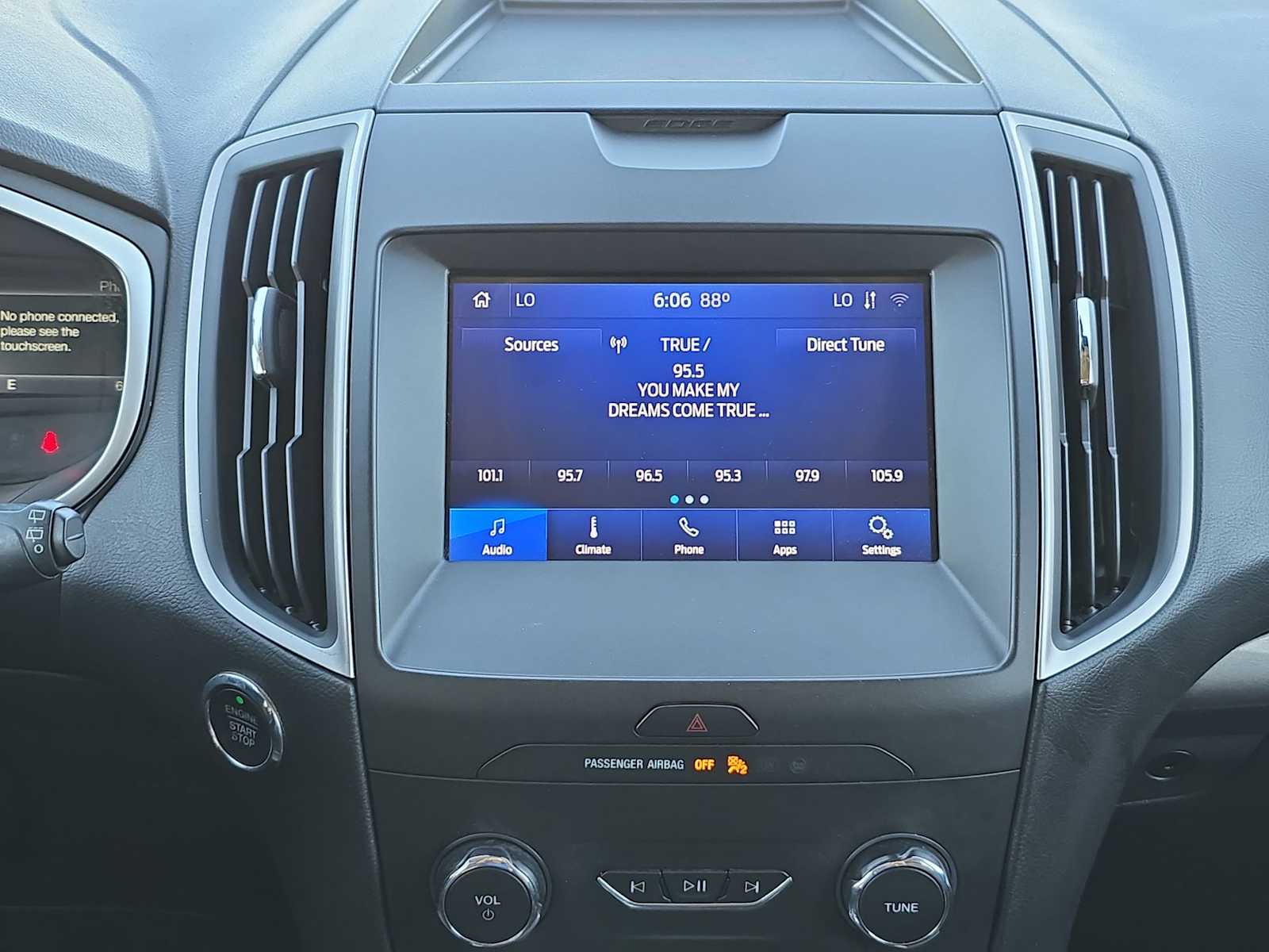 2020 Ford Edge SEL 12