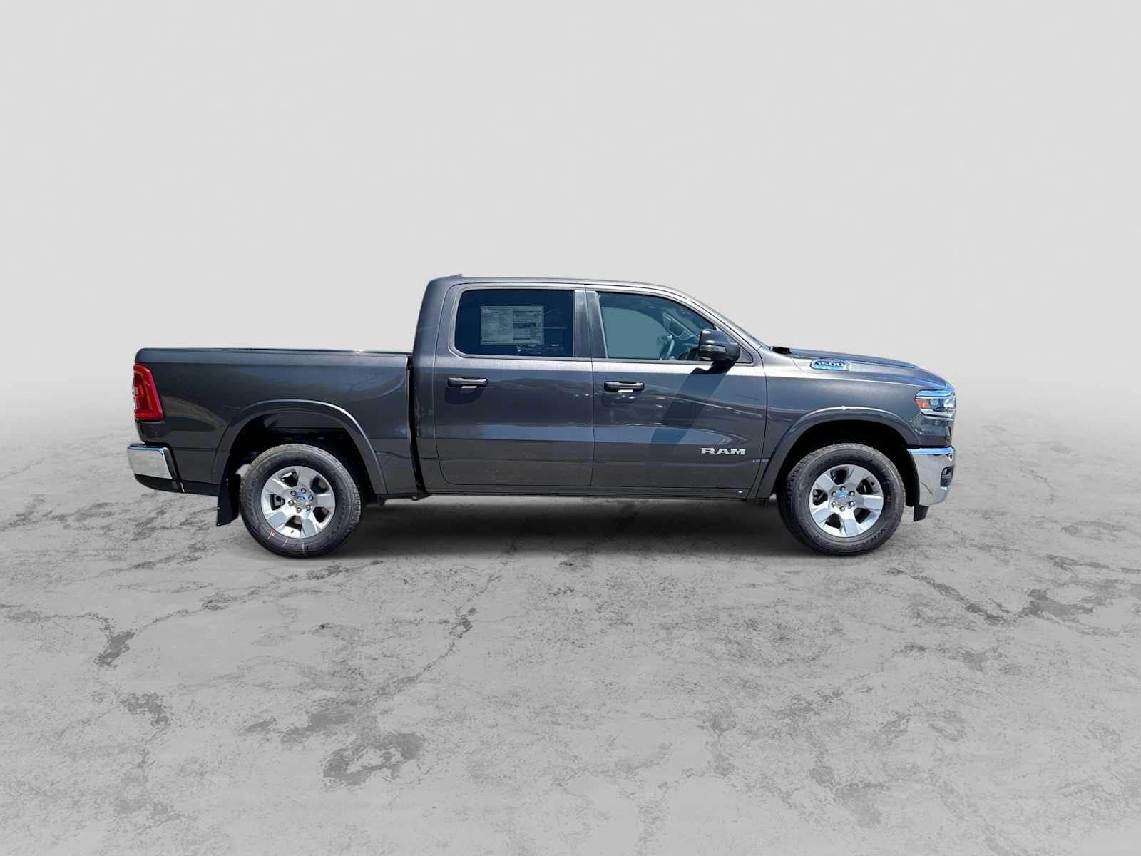 Thumbnail: 2026 RAM 1500 - 9