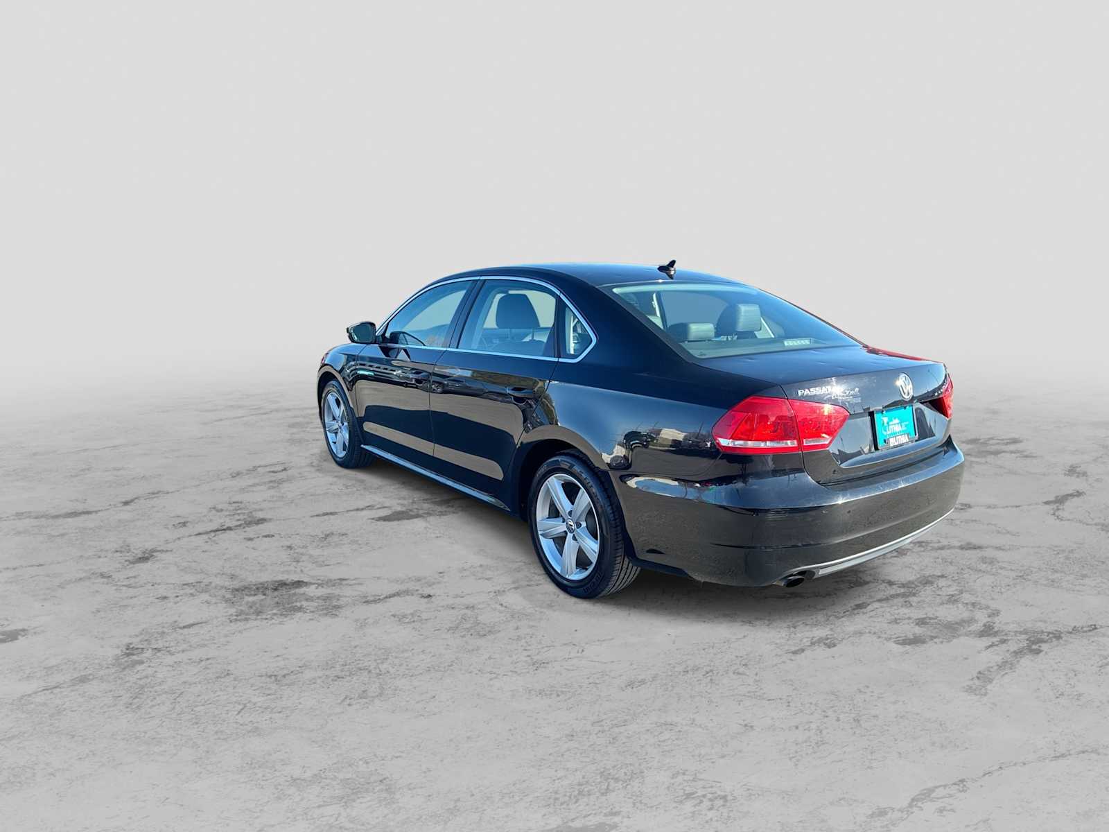 Thumbnail: 2015 Volkswagen Passat - 6