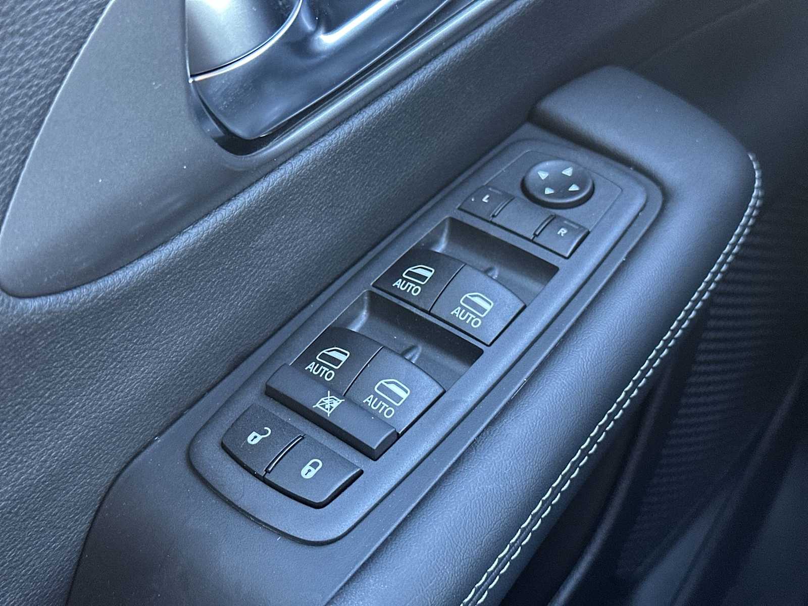 Thumbnail: 2026 Chrysler Pacifica - 15