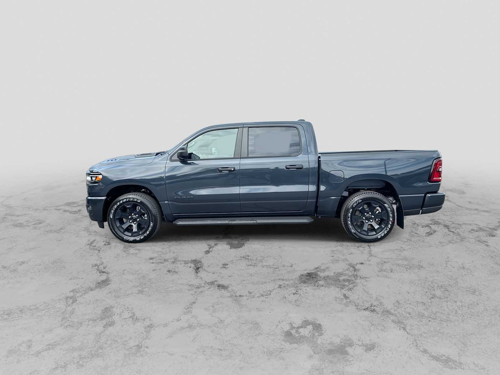 Thumbnail: 2026 RAM 1500 - 5