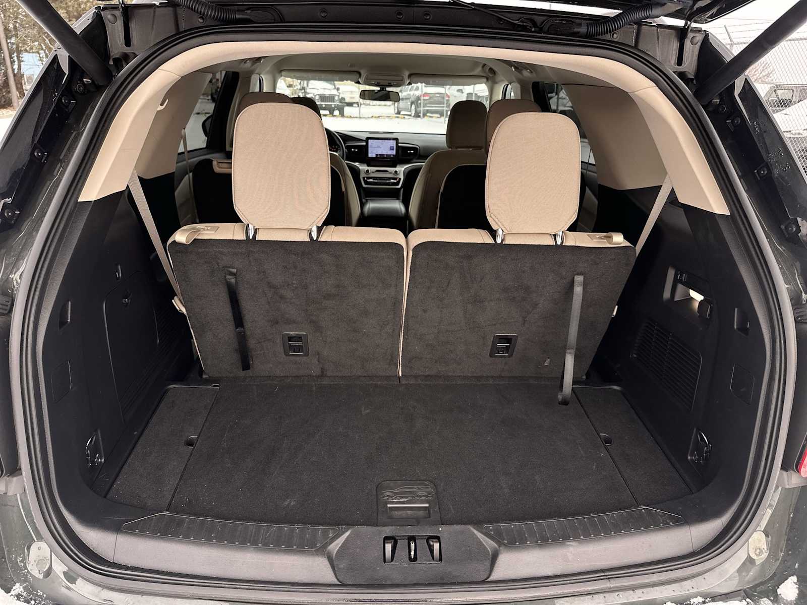 Thumbnail: 2023 Ford Explorer - 18