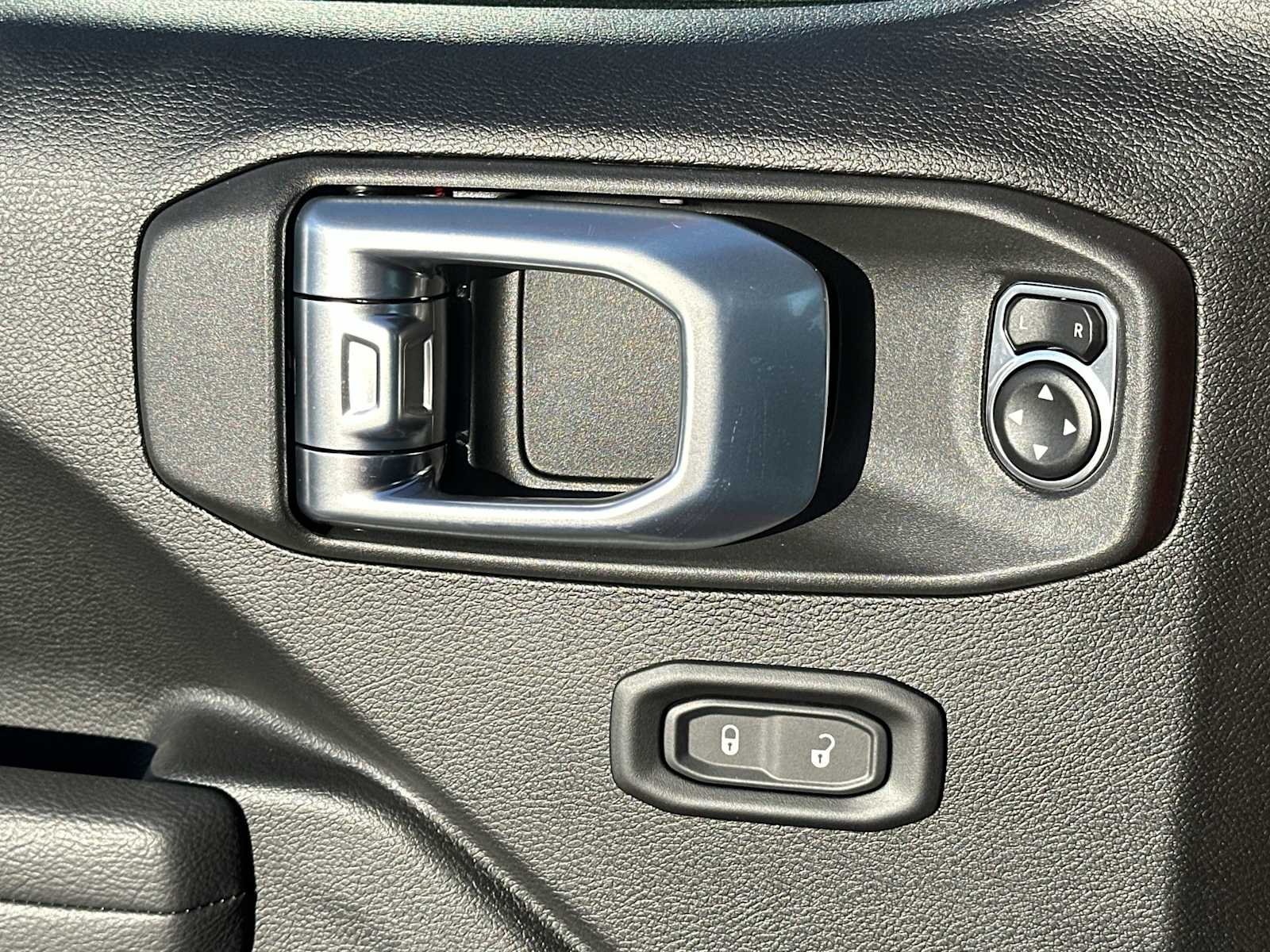 Thumbnail: 2026 Jeep Wrangler - 15