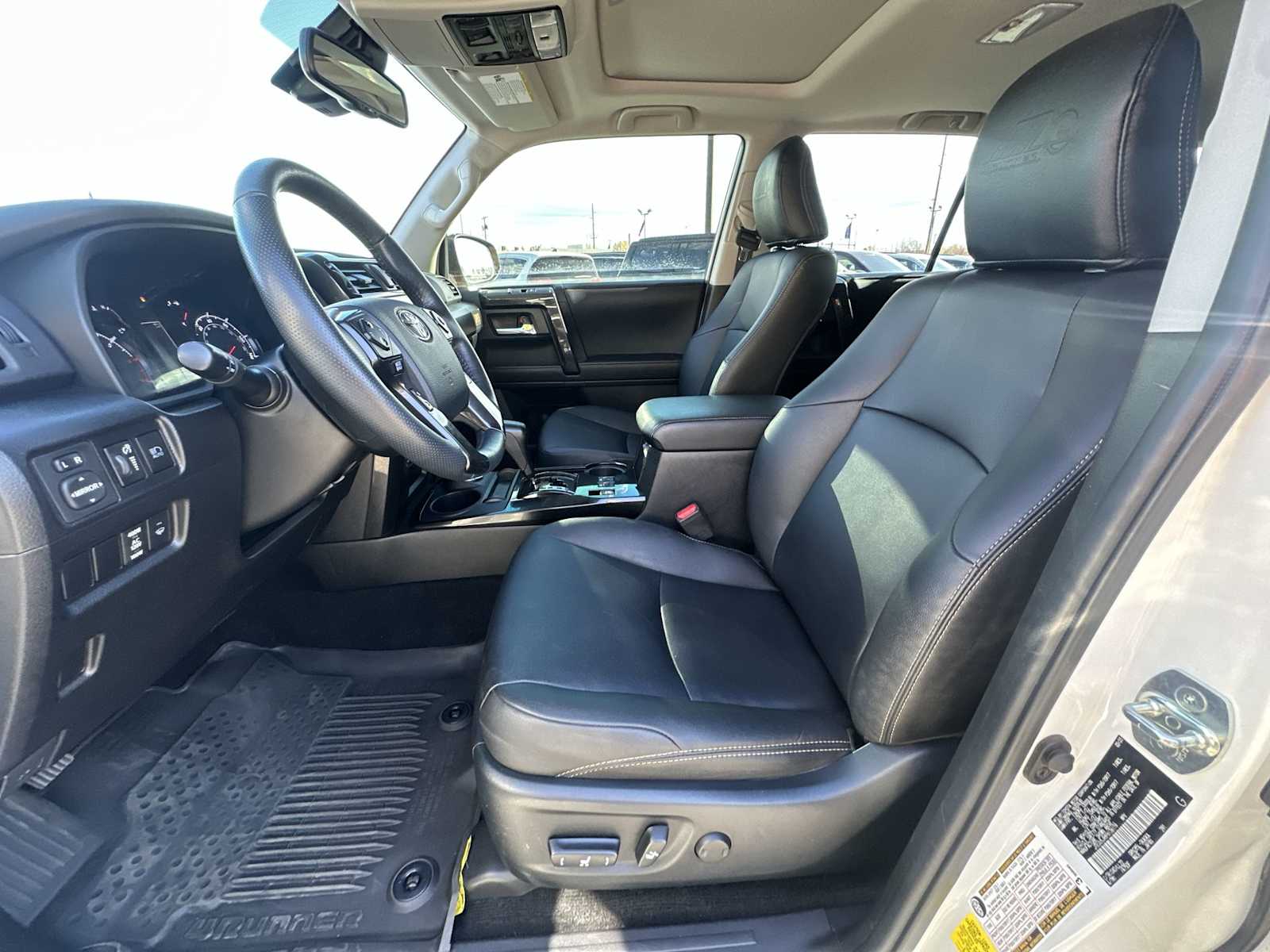 Thumbnail: 2023 Toyota 4Runner - 13