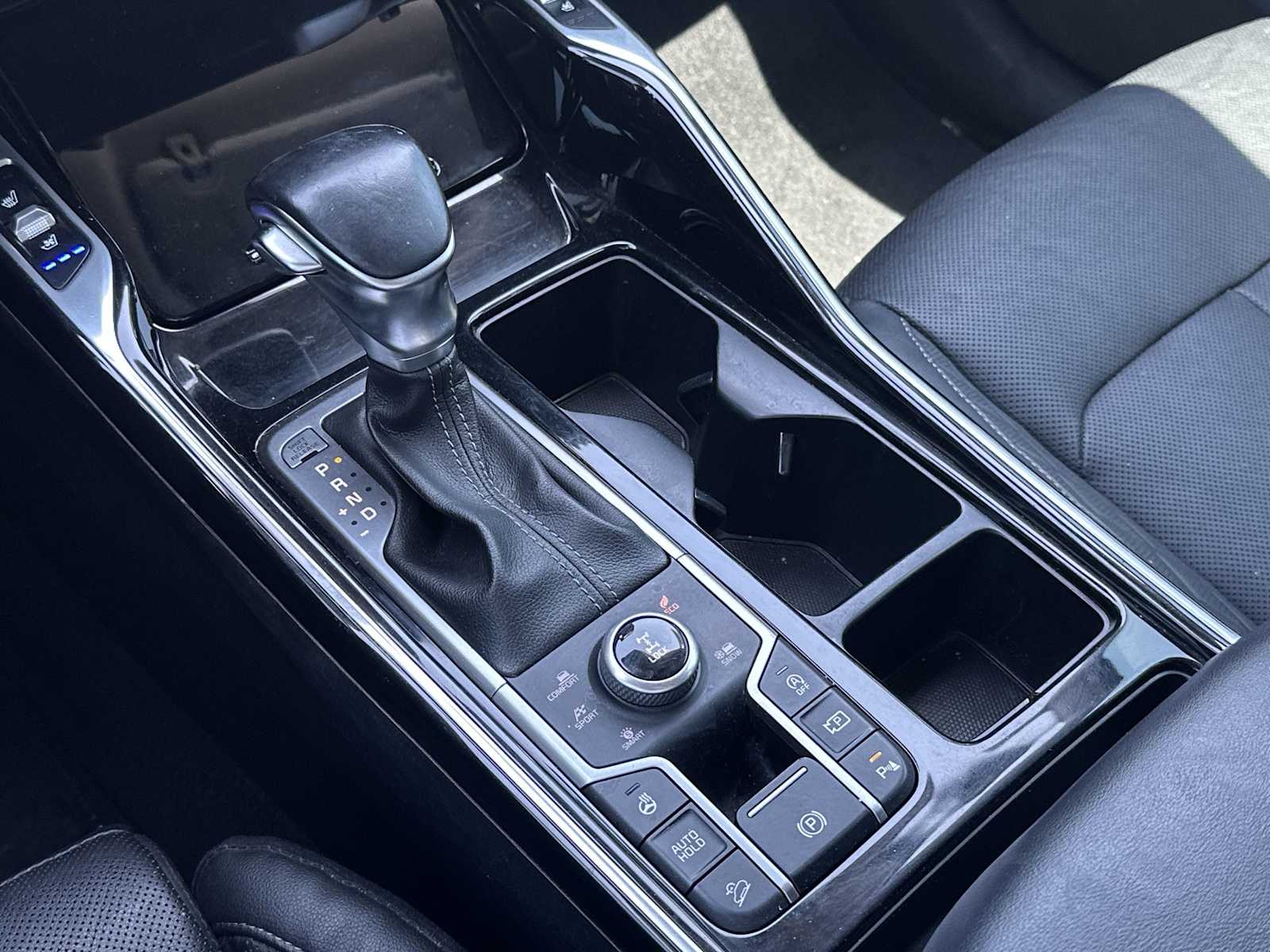 Thumbnail: 2022 Kia Sorento - 21
