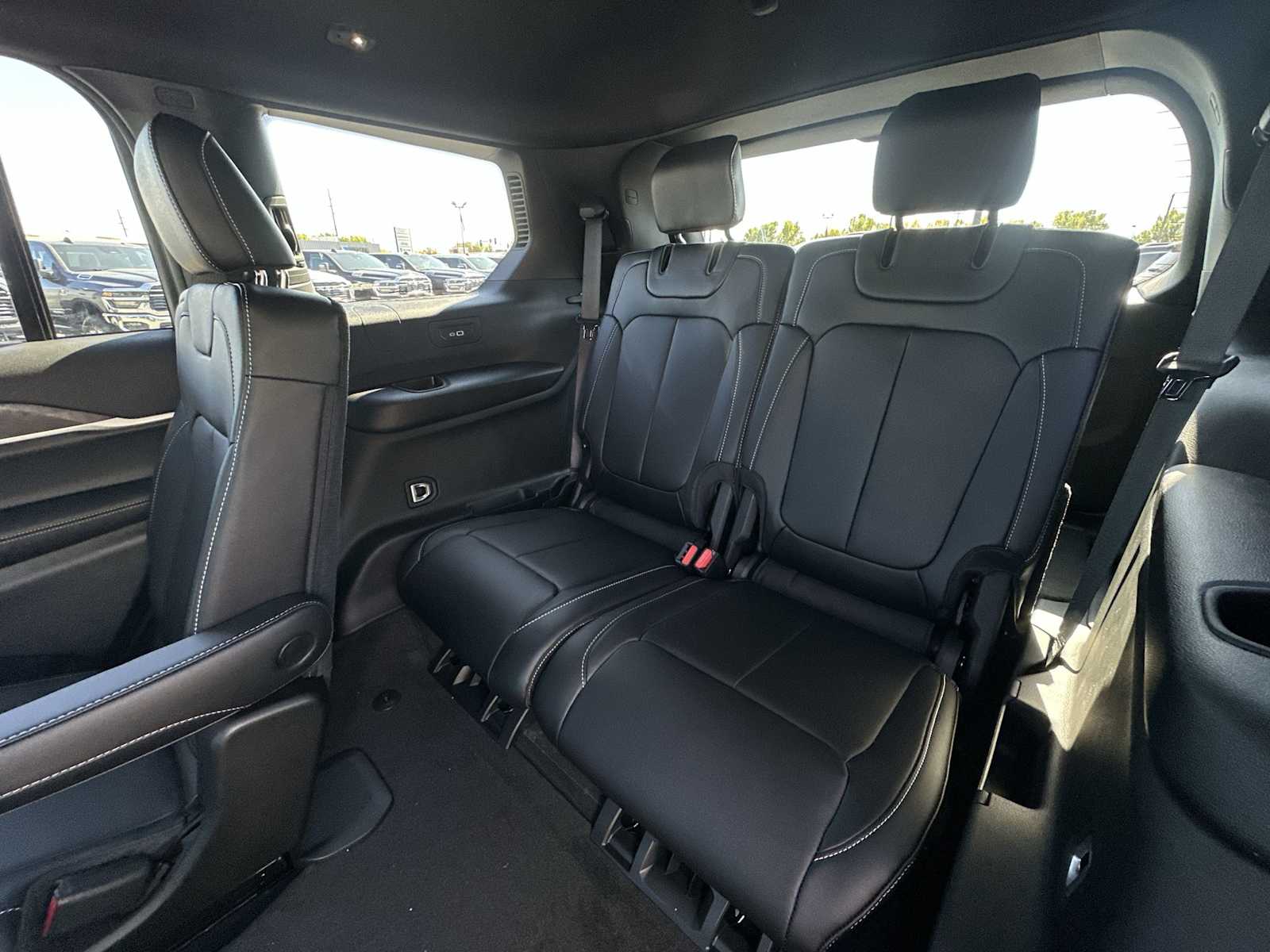 Thumbnail: 2025 Jeep Grand Cherokee - 25