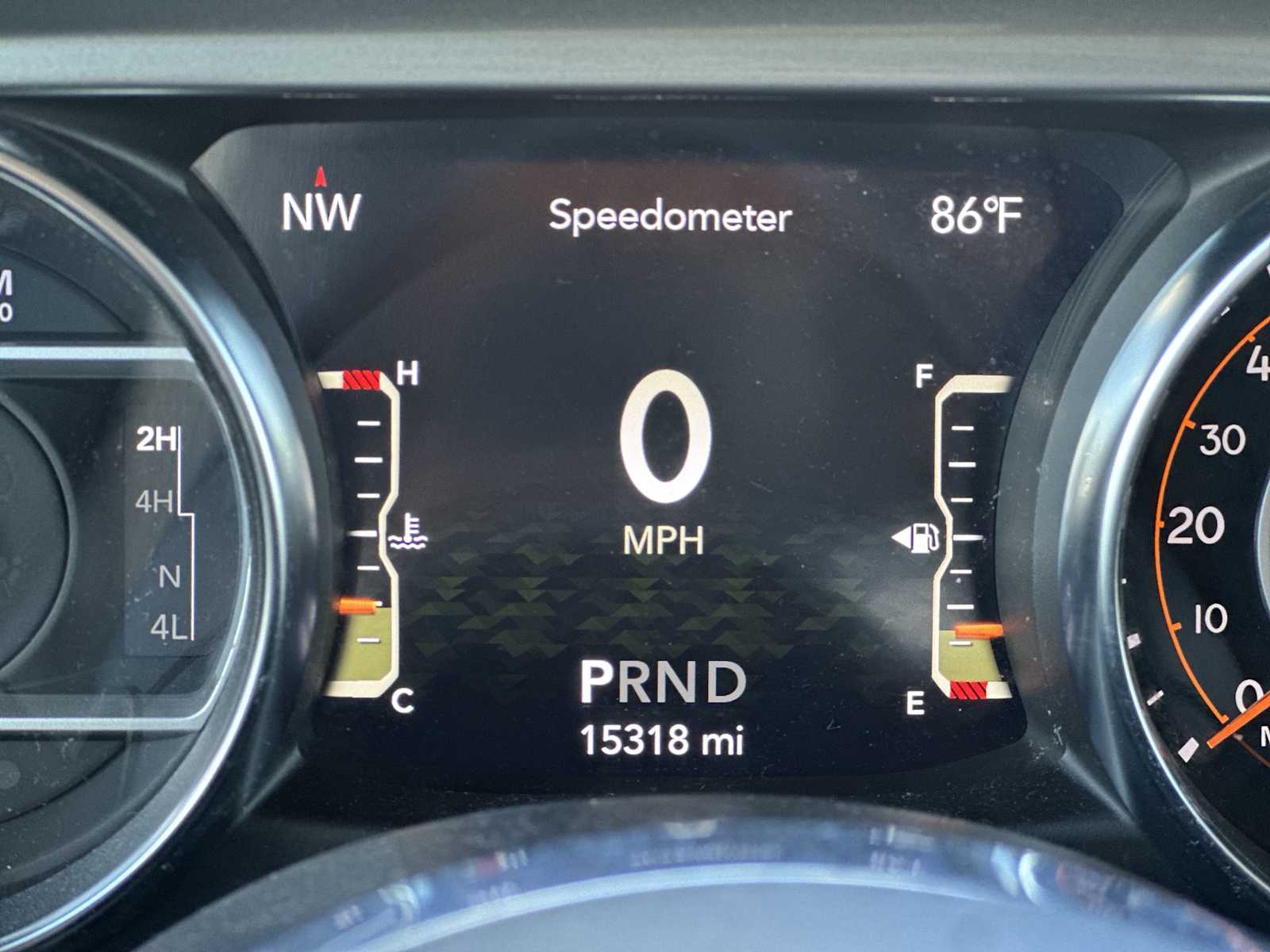 Thumbnail: 2022 Jeep Gladiator - 10