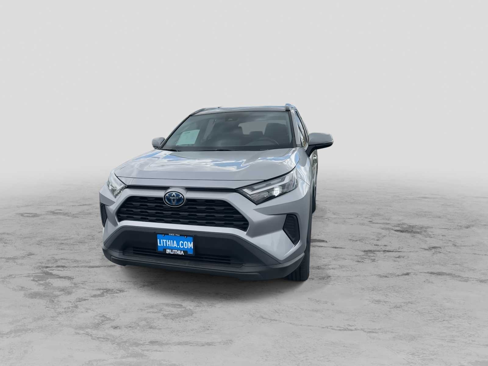 2023 Toyota RAV4 Hybrid LE photo 3