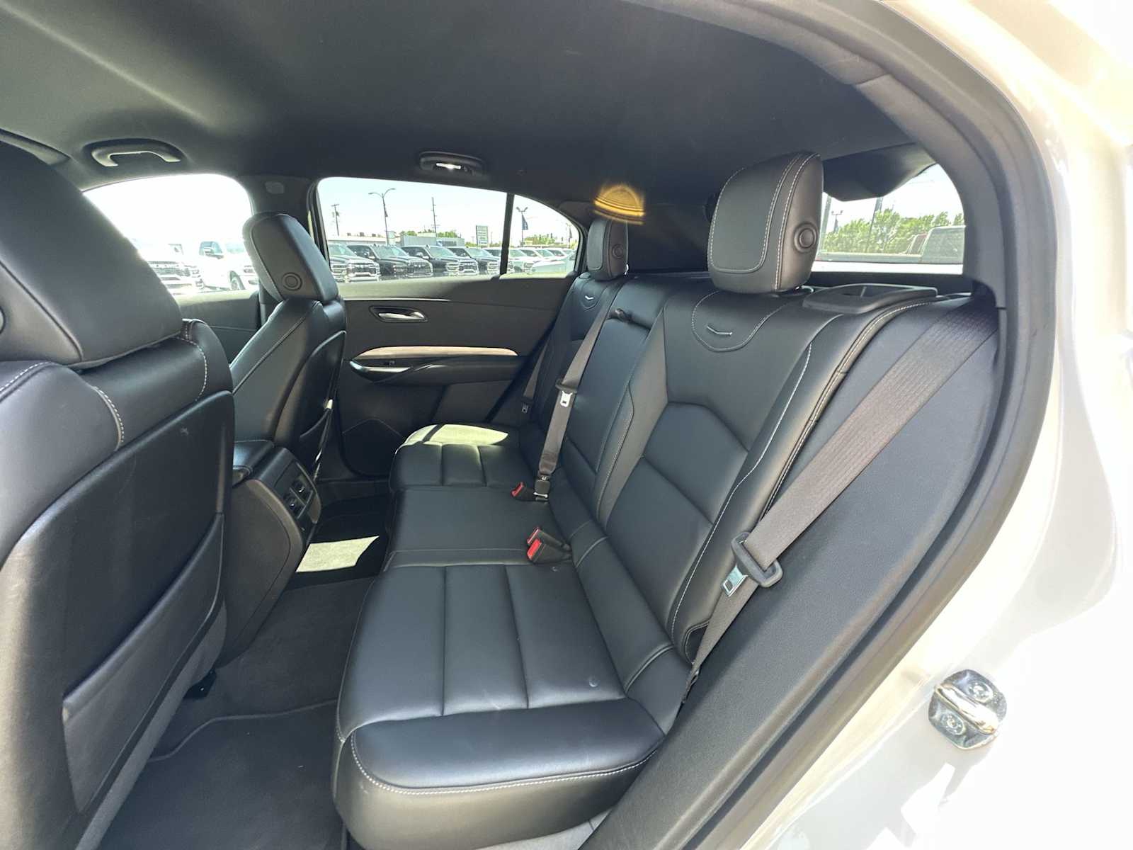 Thumbnail: 2024 Cadillac XT4 - 23