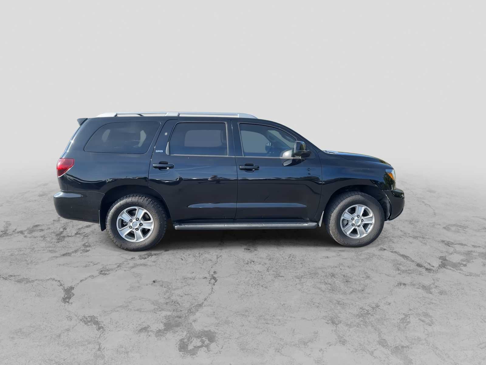 Thumbnail: 2019 Toyota Sequoia - 9