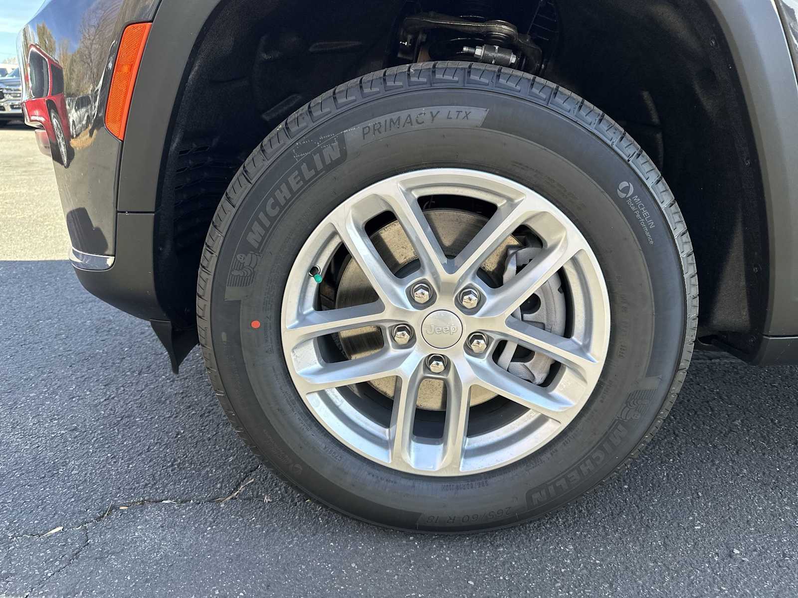 Thumbnail: 2025 Jeep Grand Cherokee - 17