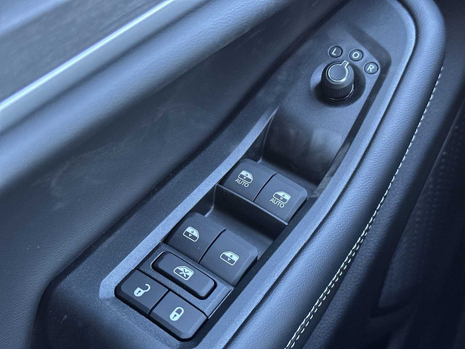 Thumbnail: 2025 Jeep Grand Cherokee - 15