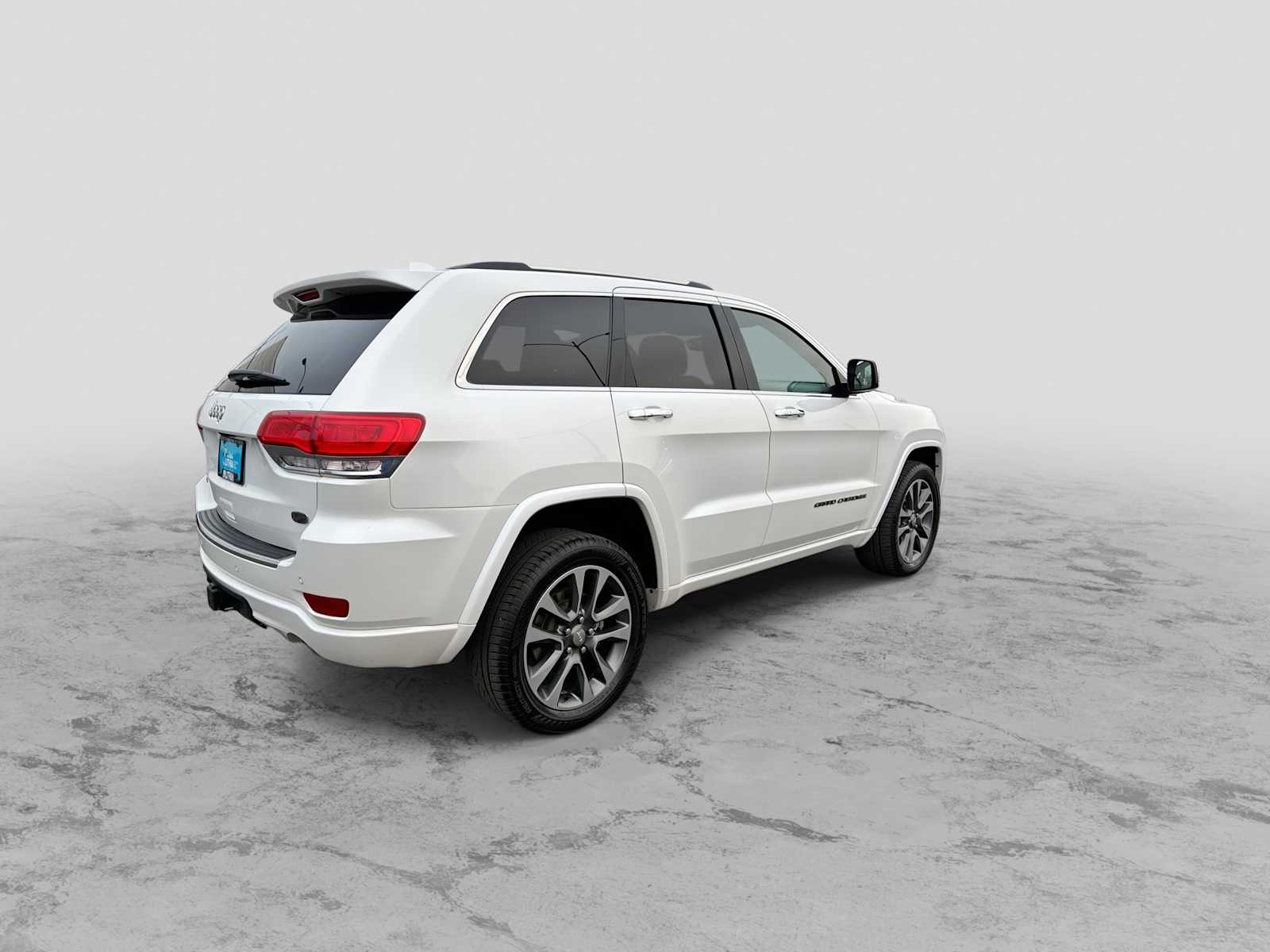 Thumbnail: 2017 Jeep Grand Cherokee - 8