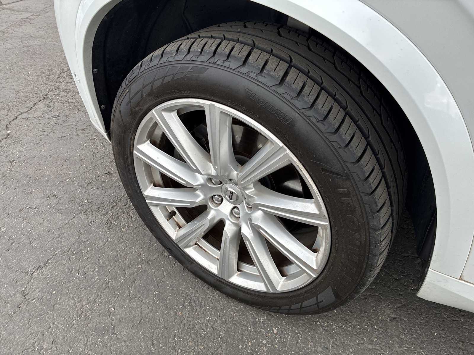 Thumbnail: 2017 Volvo XC90 - 22