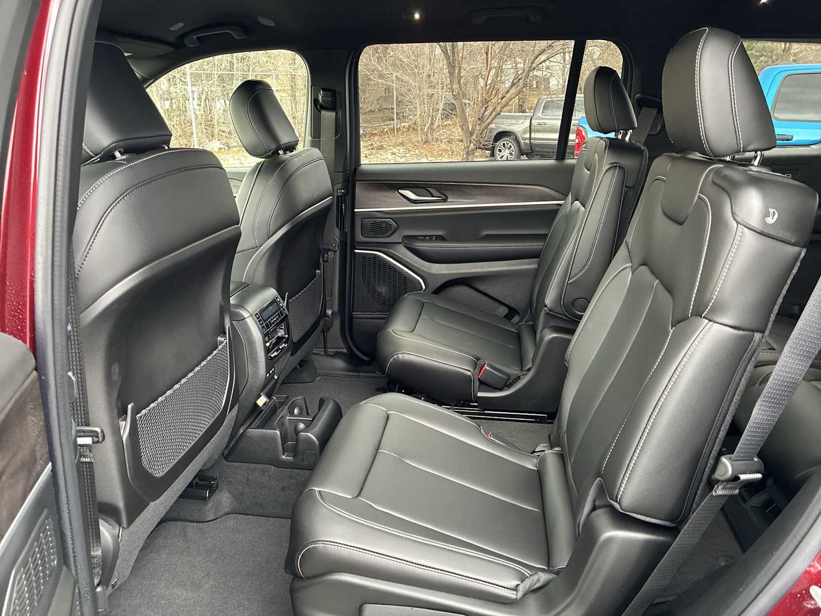 Thumbnail: 2026 Jeep Grand Cherokee - 23
