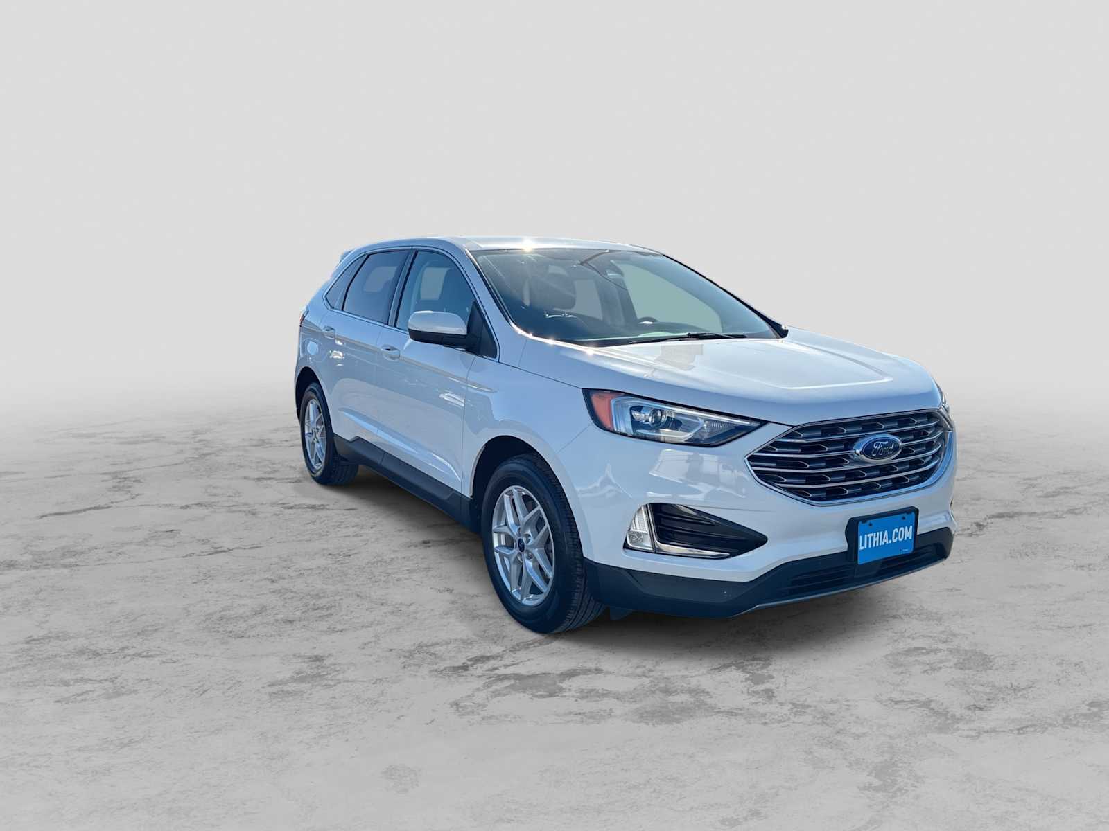 Thumbnail: 2021 Ford Edge - 2