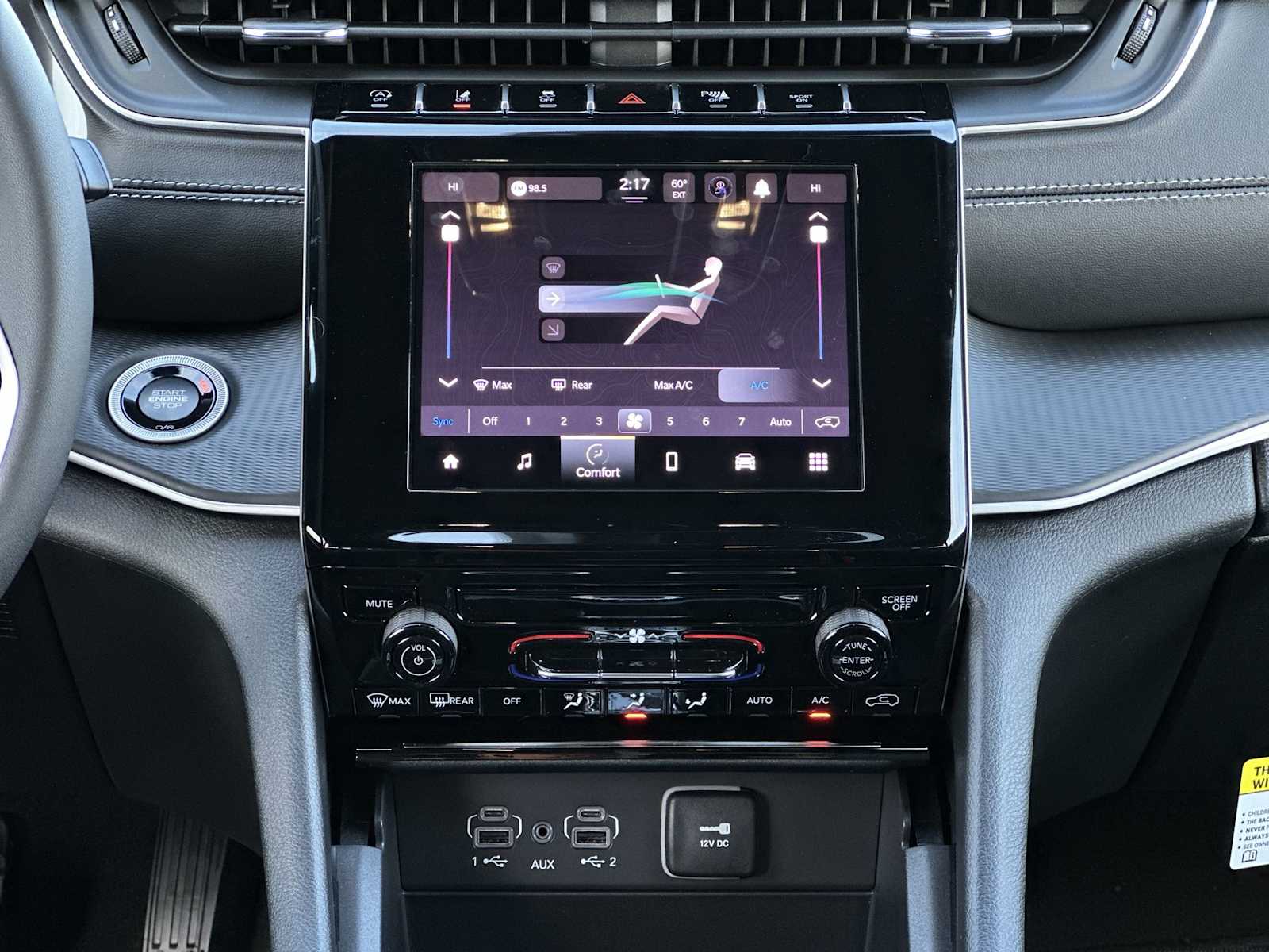 Thumbnail: 2025 Jeep Grand Cherokee - 16