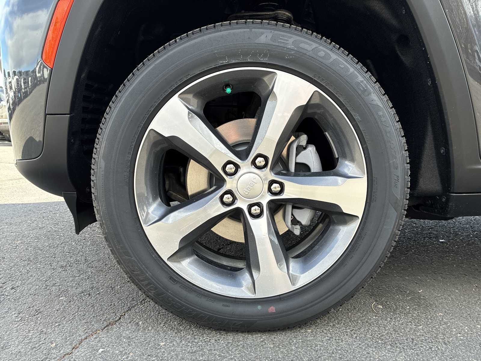 Thumbnail: 2026 Jeep Grand Cherokee - 18