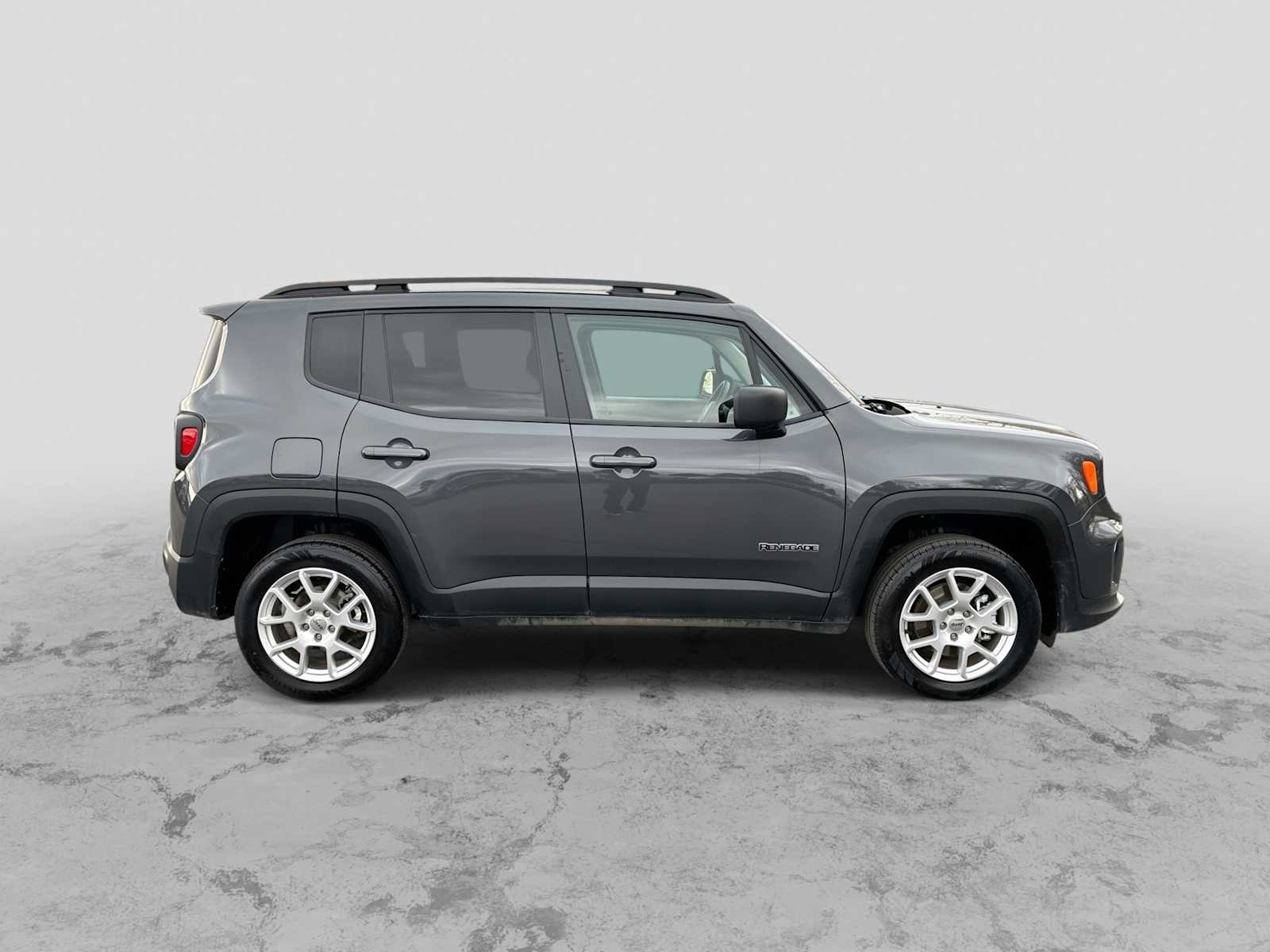Thumbnail: 2023 Jeep Renegade - 9