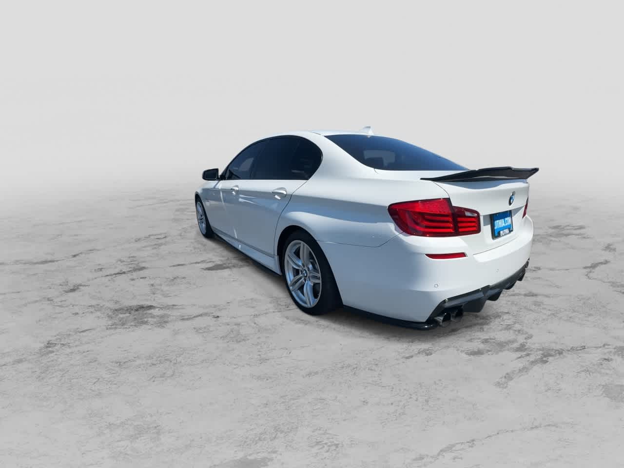 Thumbnail: 2012 BMW 5 Series - 6