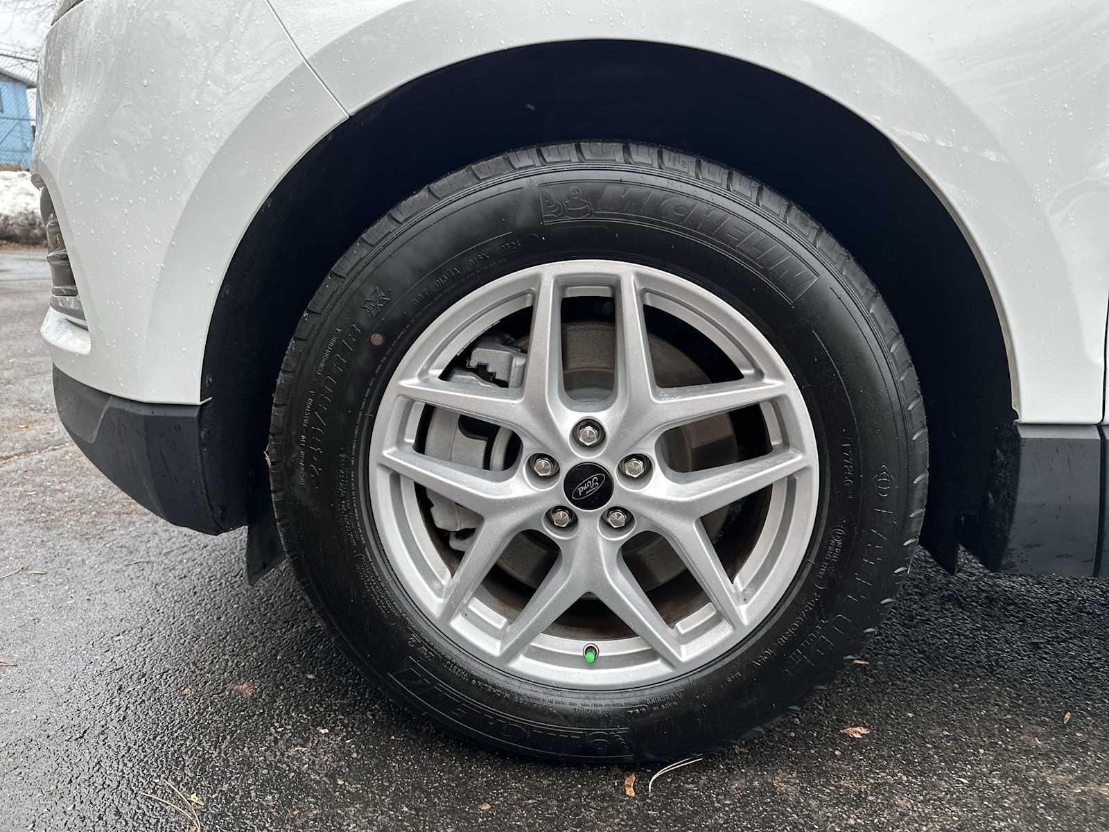 Thumbnail: 2024 Ford Edge - 17