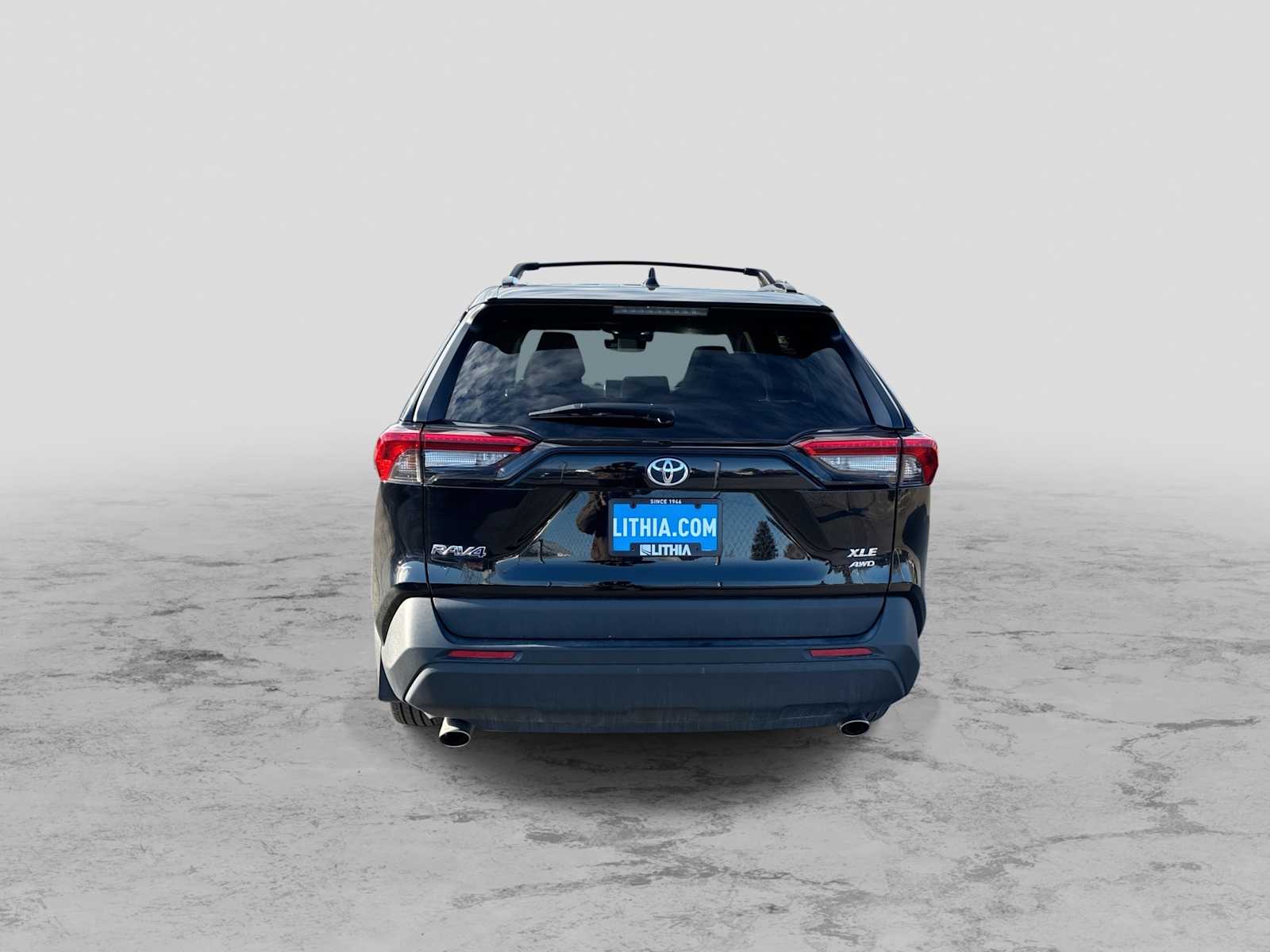 Thumbnail: 2024 Toyota RAV4 - 7