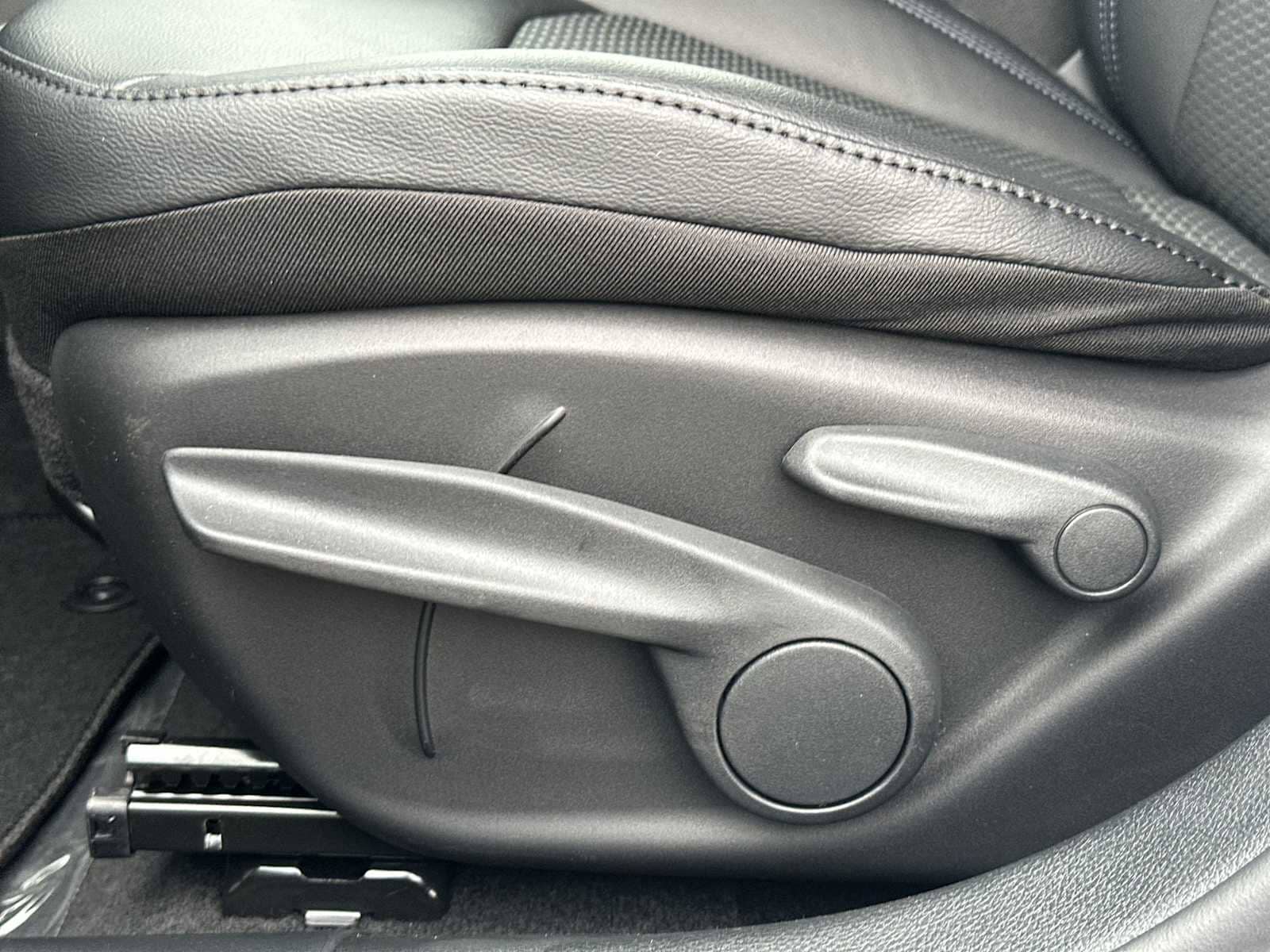 Thumbnail: 2026 Jeep Compass - 14