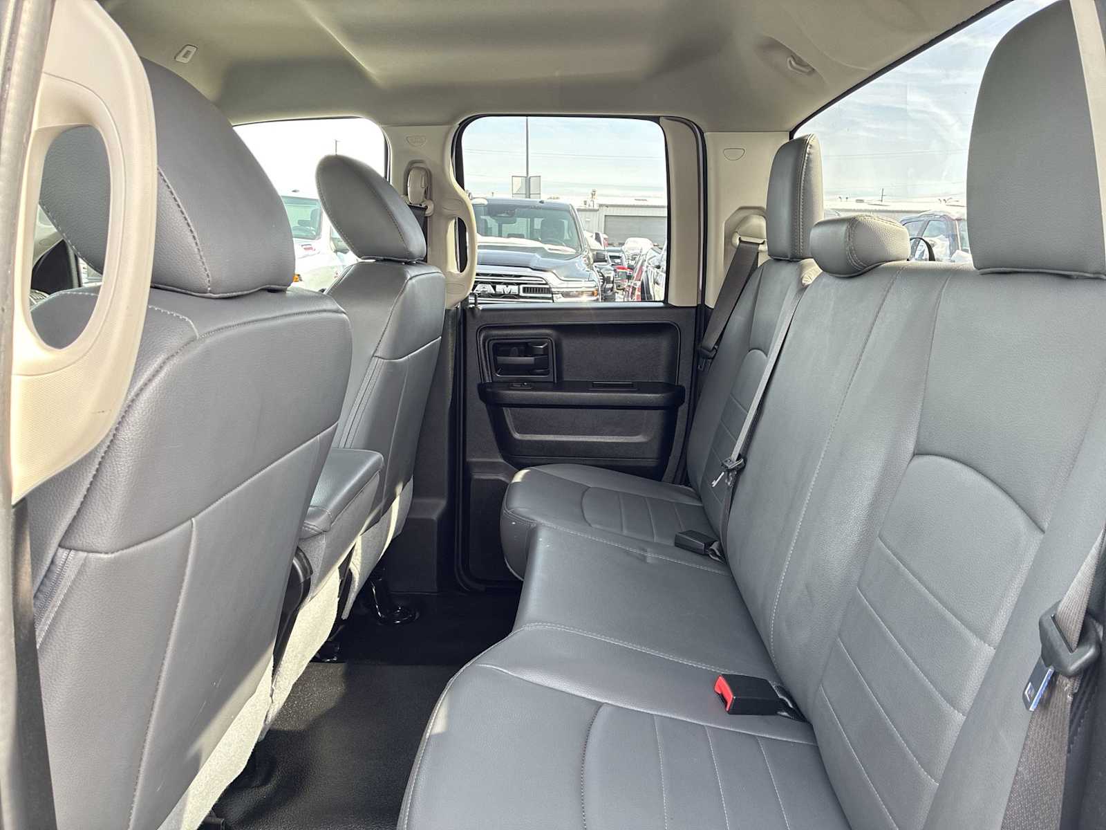 Thumbnail: 2019 RAM 1500 Classic - 23