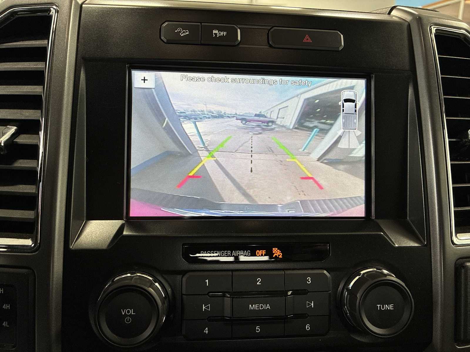 Thumbnail: 2016 Ford F-150 - 22