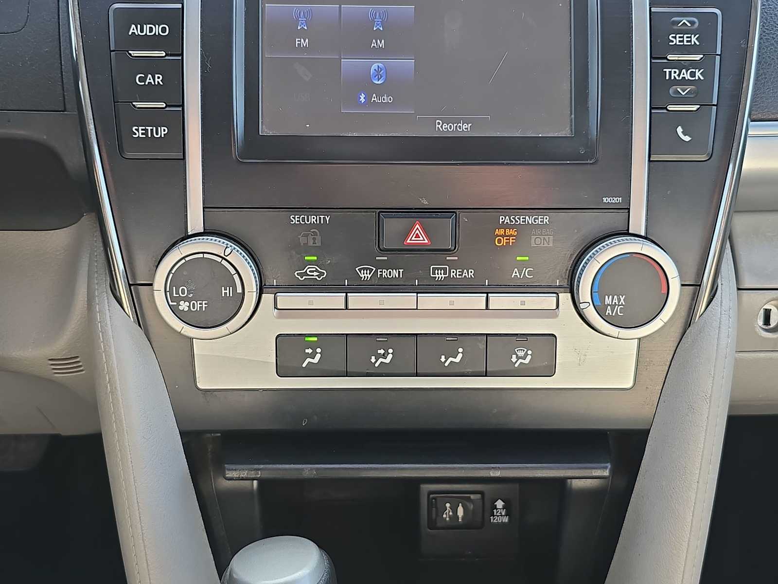 Thumbnail: 2014 Toyota Camry - 16