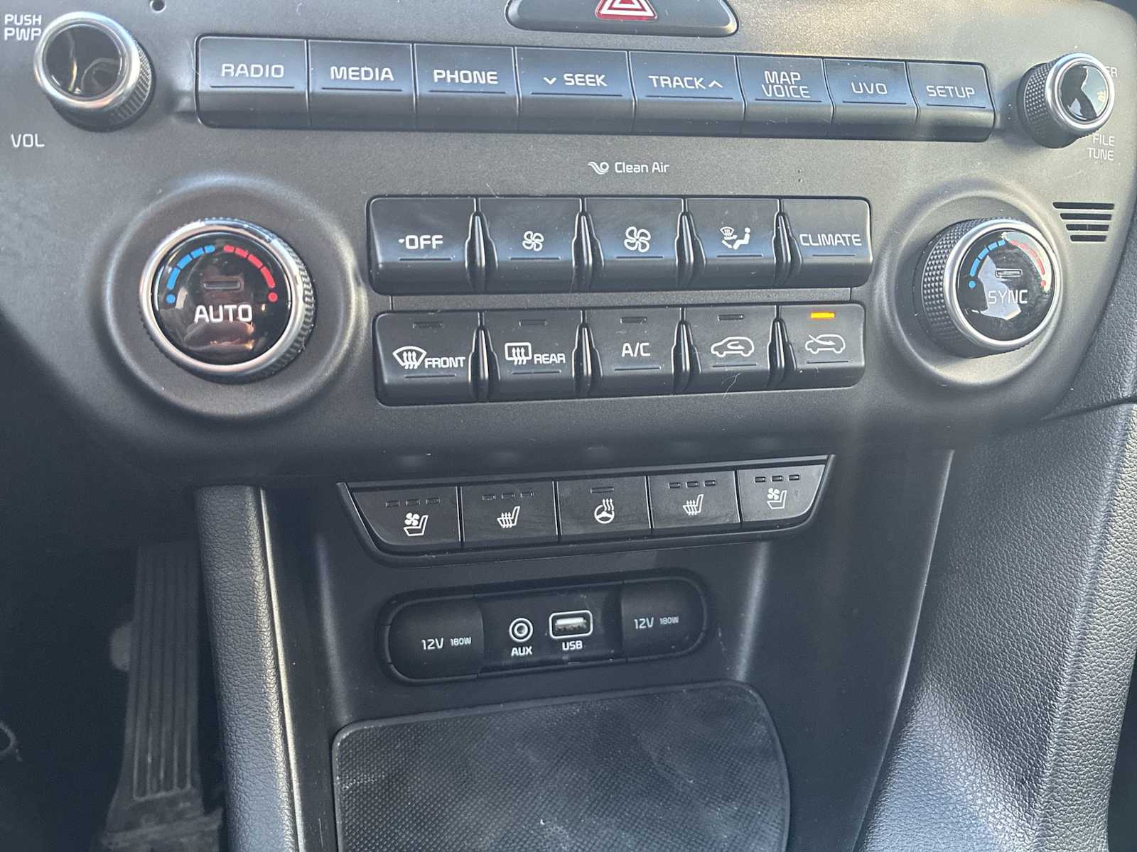 Thumbnail: 2017 Kia Sportage - 17