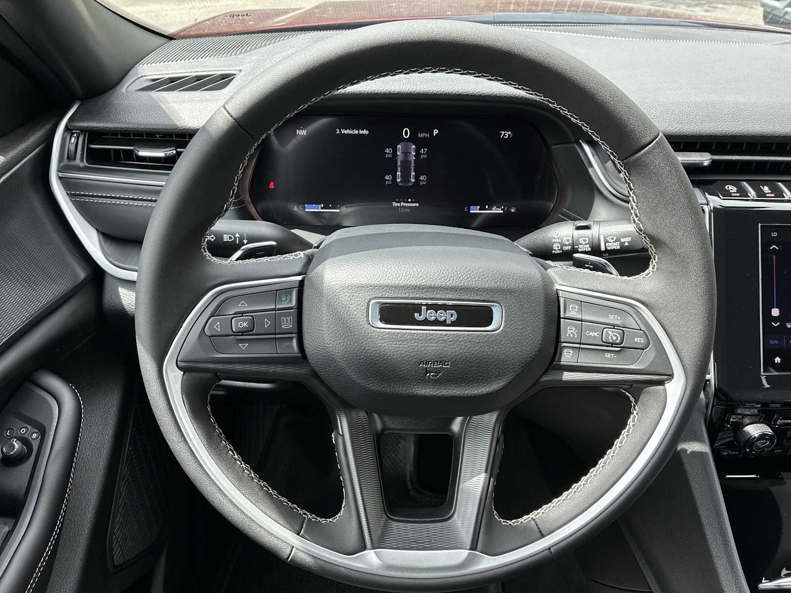 Thumbnail: 2026 Jeep Grand Cherokee - 11