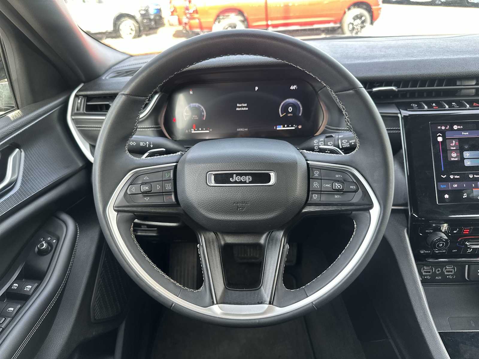 Thumbnail: 2023 Jeep Grand Cherokee - 11