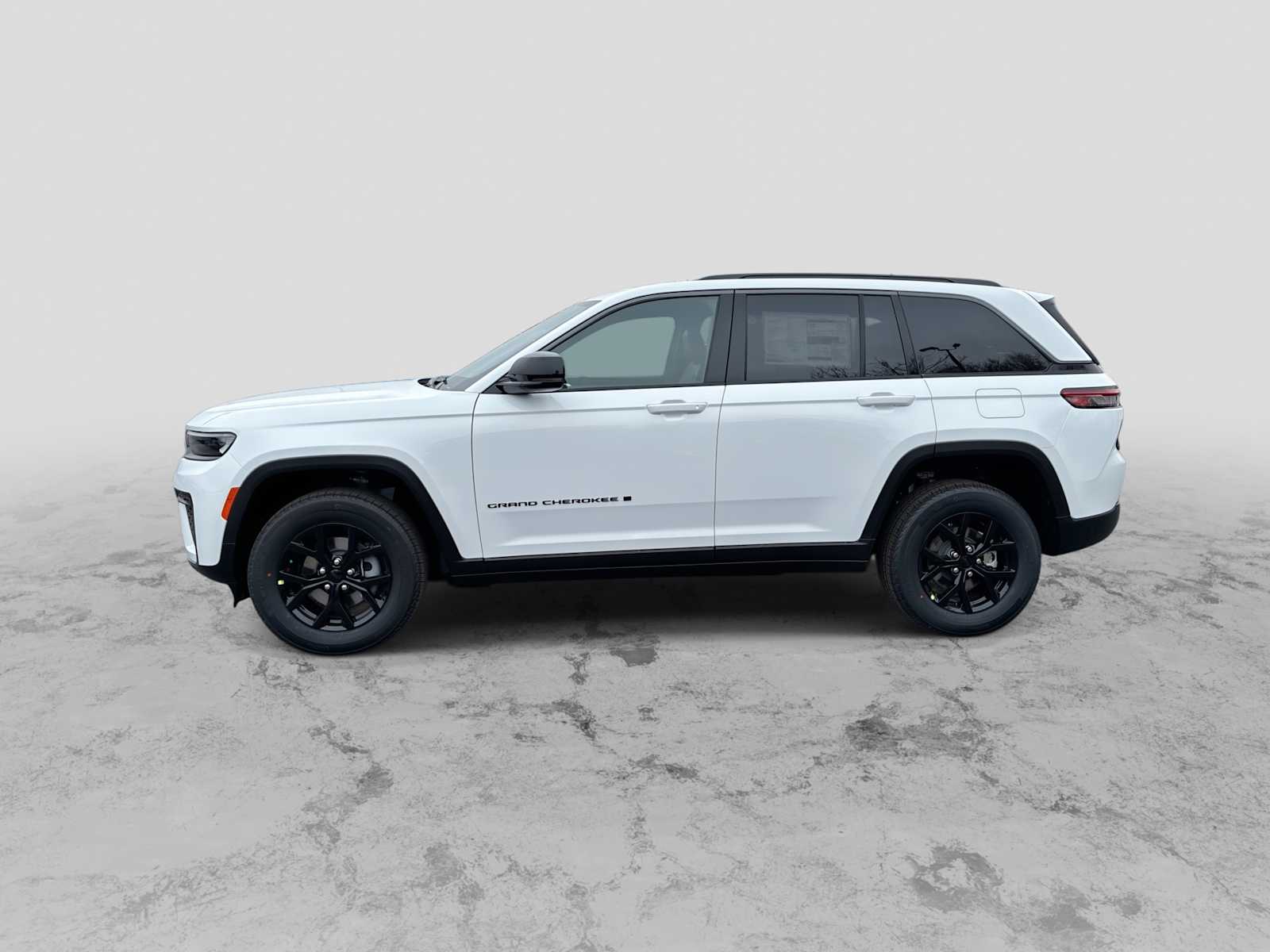Thumbnail: 2026 Jeep Grand Cherokee - 5