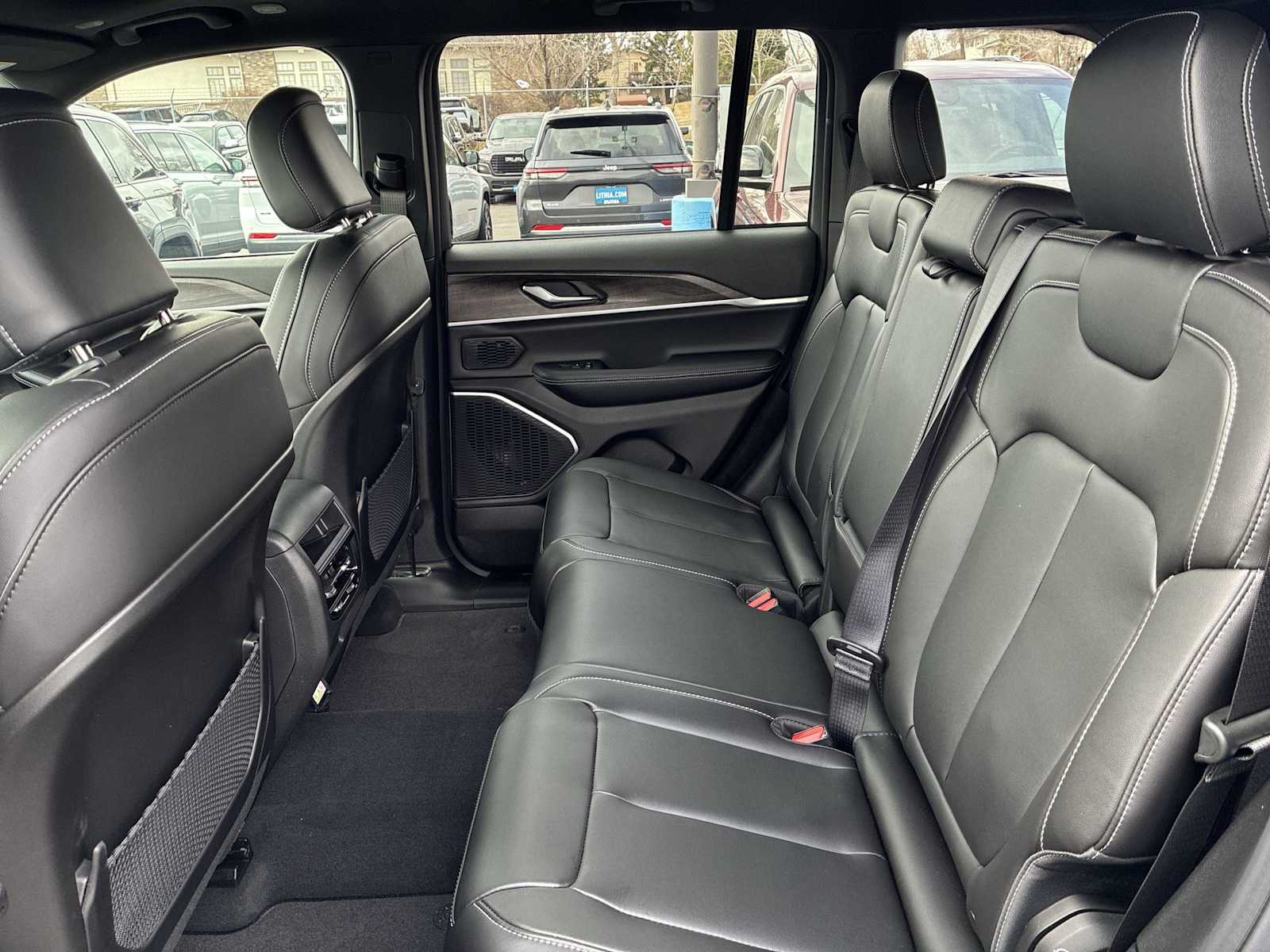 Thumbnail: 2026 Jeep Grand Cherokee - 25