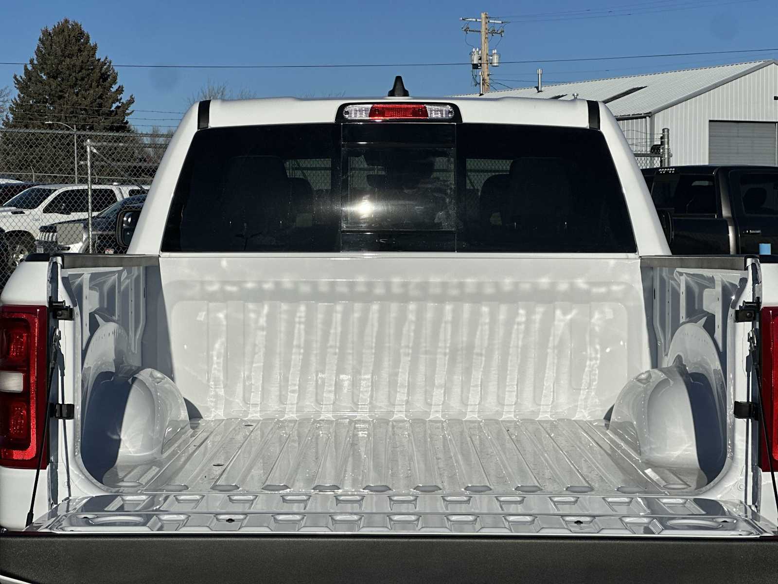 Thumbnail: 2026 RAM 1500 - 19