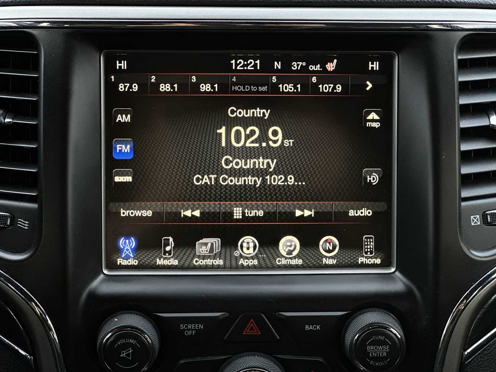 Thumbnail: 2017 Jeep Grand Cherokee - 12