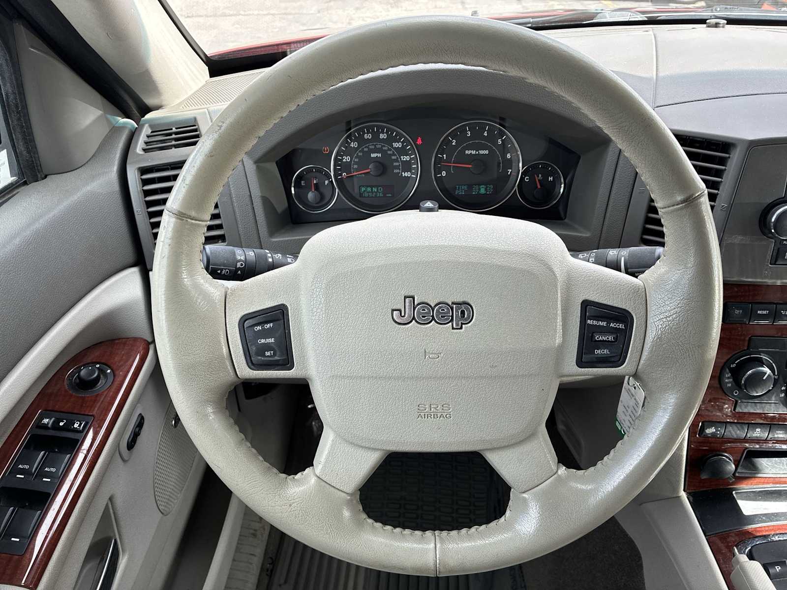 Thumbnail: 2007 Jeep Grand Cherokee - 11