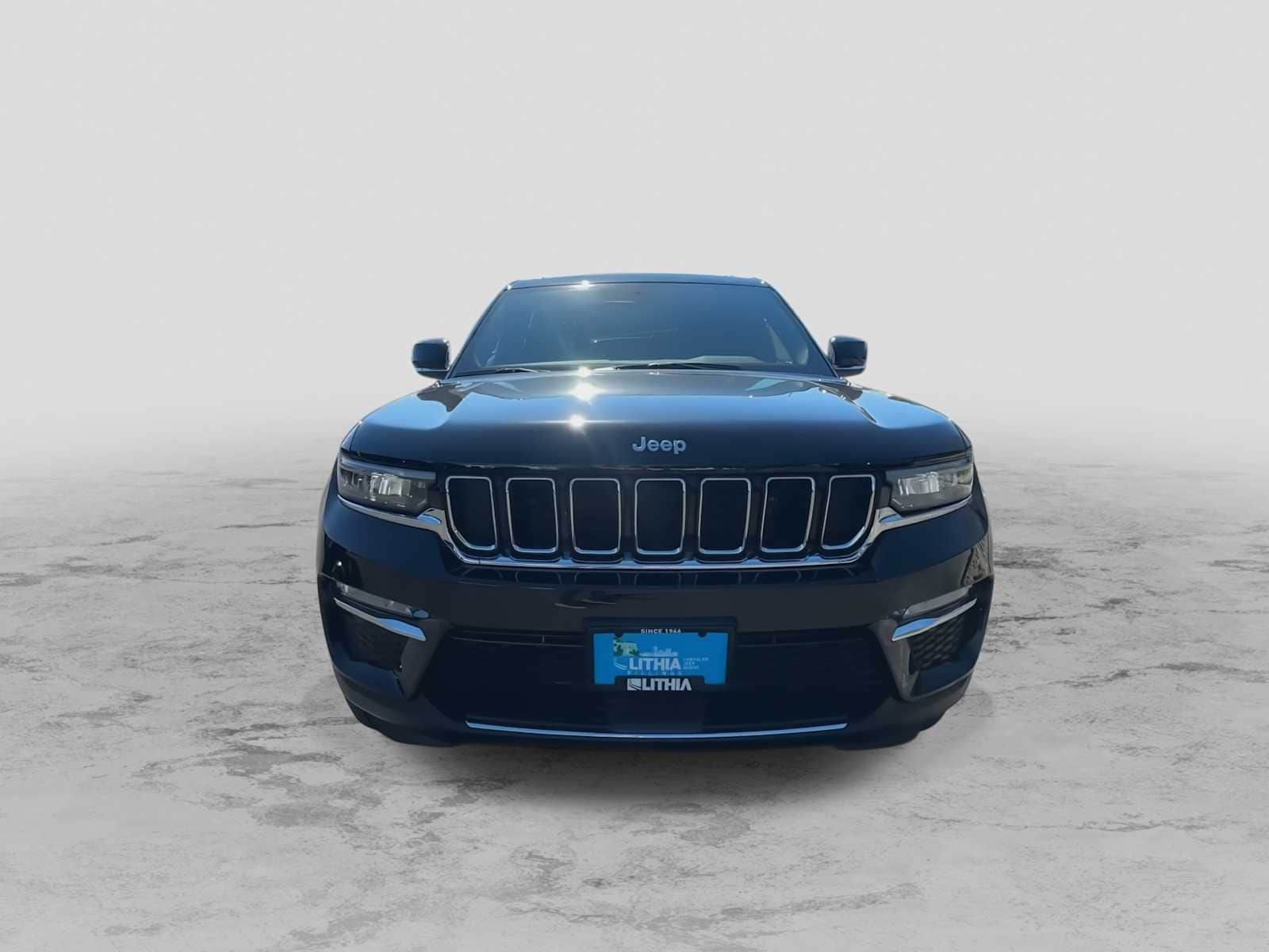 Thumbnail: 2025 Jeep Grand Cherokee - 3