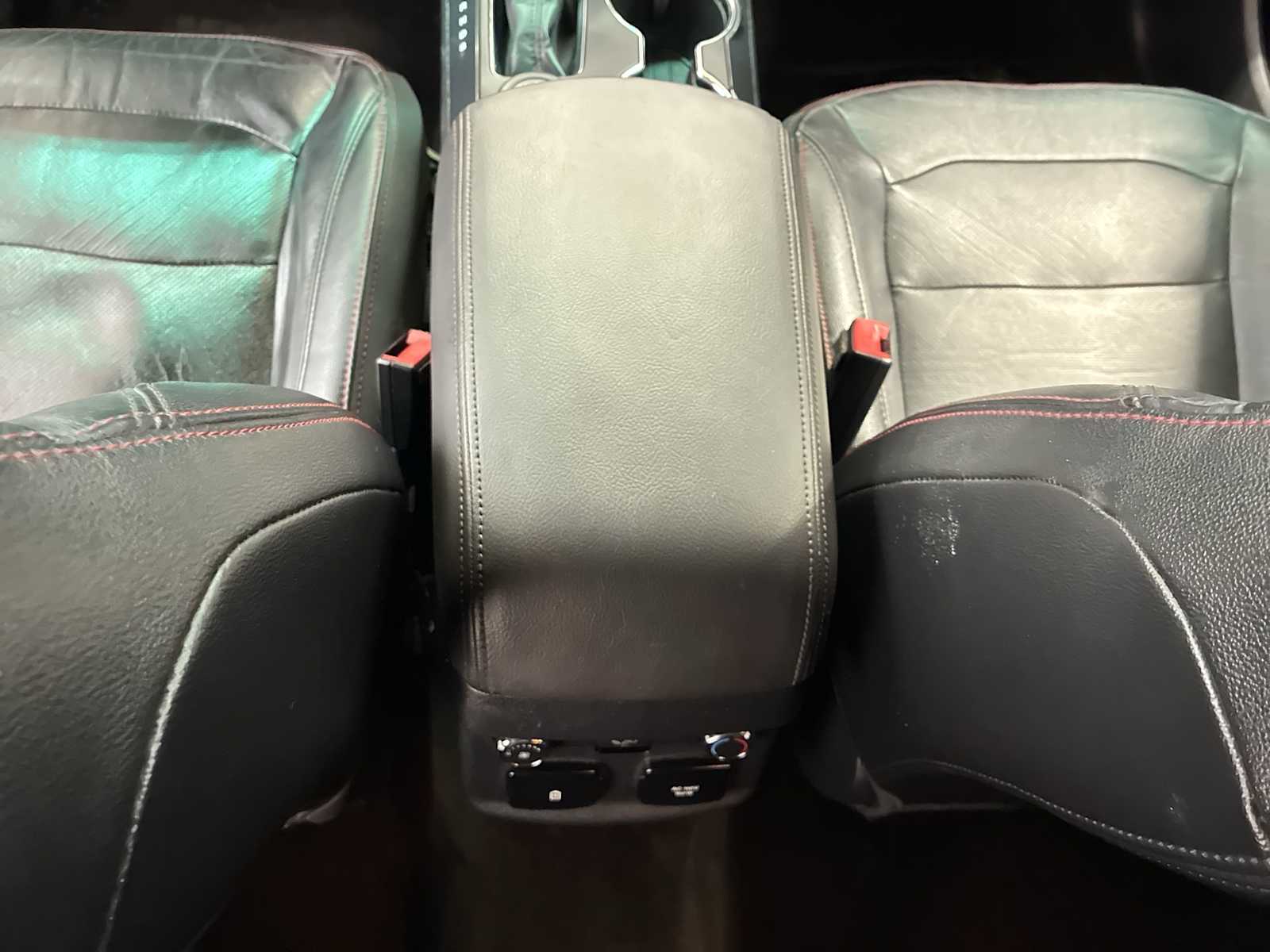 Thumbnail: 2016 Ford Explorer - 23