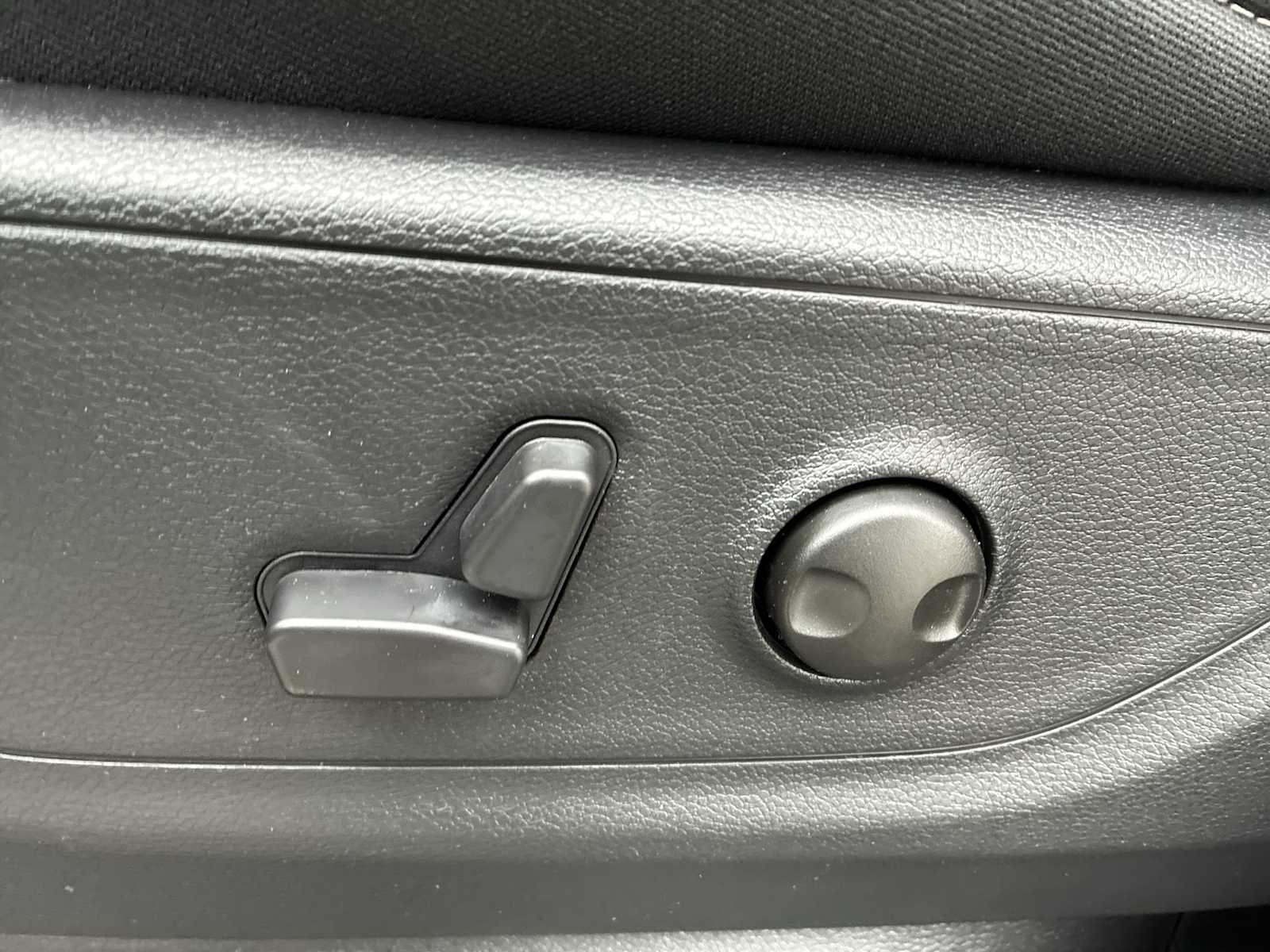 Thumbnail: 2026 RAM 1500 - 14