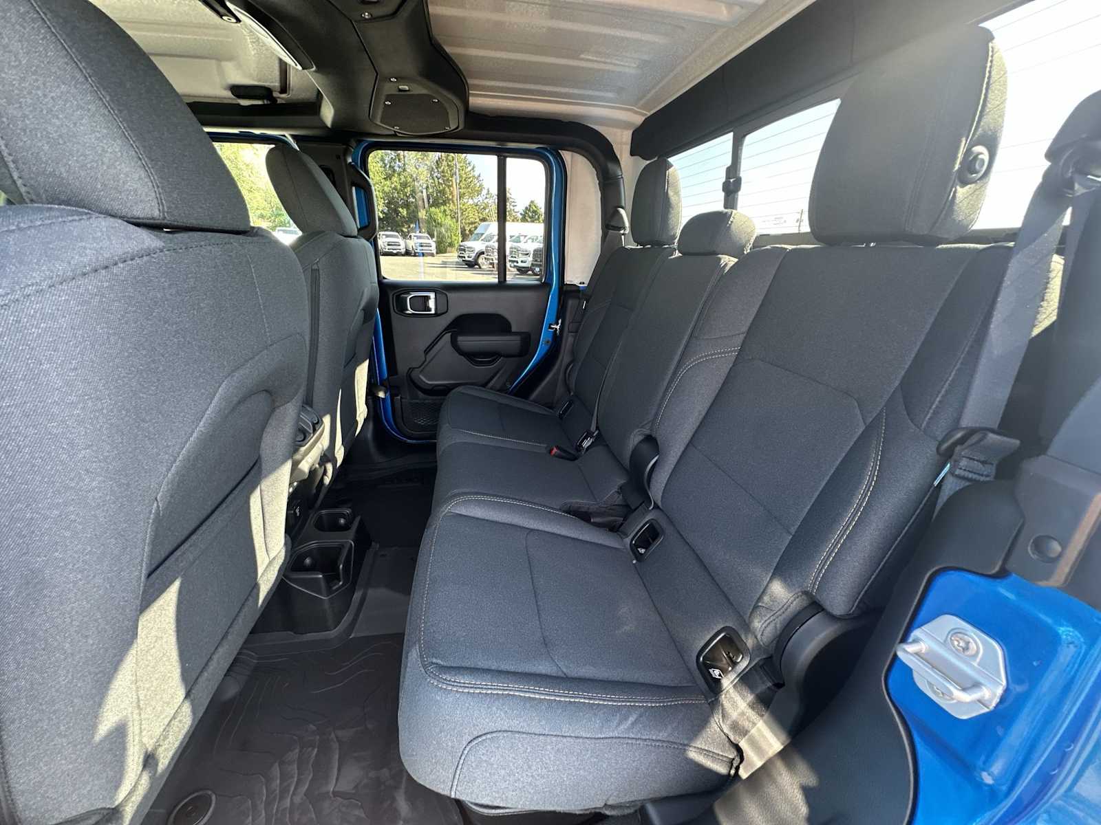 Thumbnail: 2025 Jeep Gladiator - 23